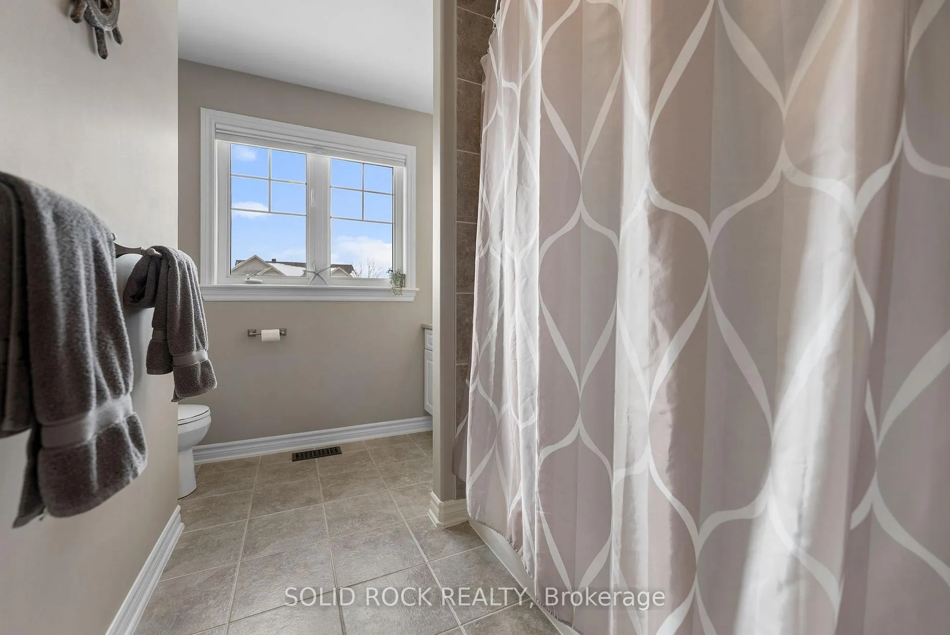 Photo 22 of 182 Arthur Street, Arnprior — HOMEH