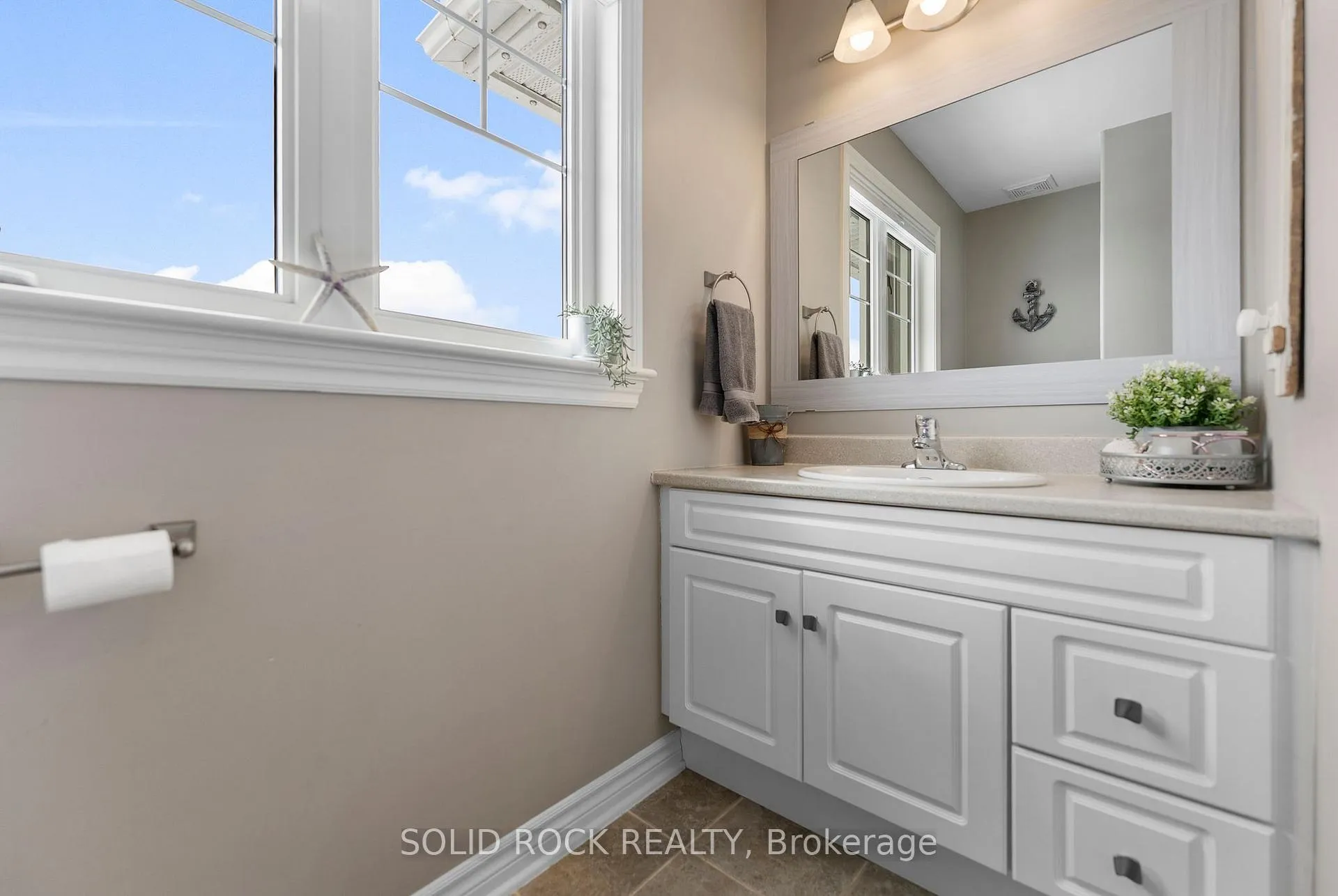 Photo 23 of 182 Arthur Street, Arnprior — HOMEH