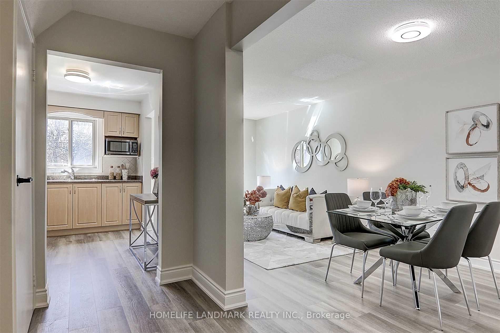 Photo 6 of 17 Debden Road, Markham, Milliken Mills East — HOMEH