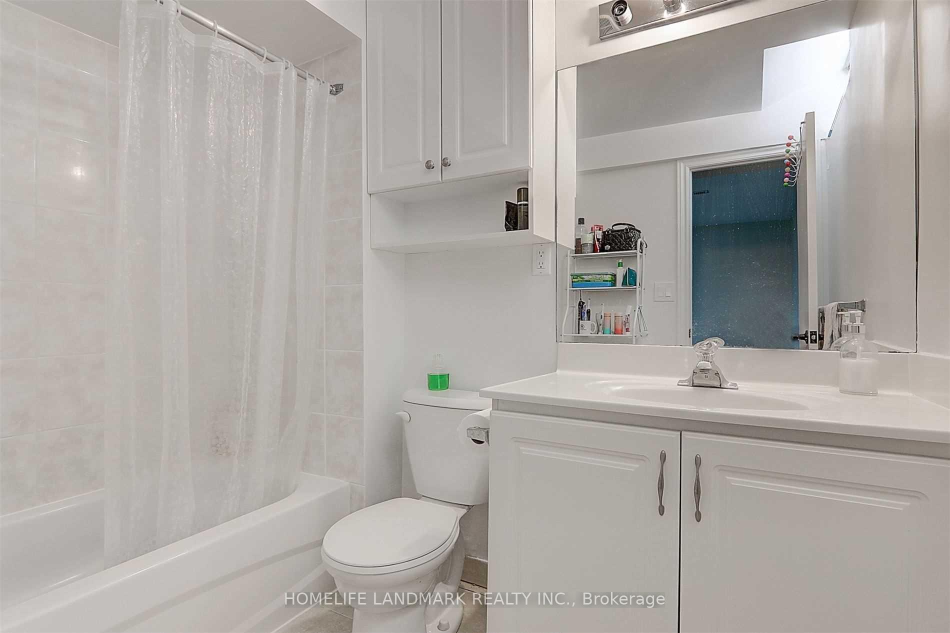 Photo 25 of 17 Debden Road, Markham, Milliken Mills East — HOMEH