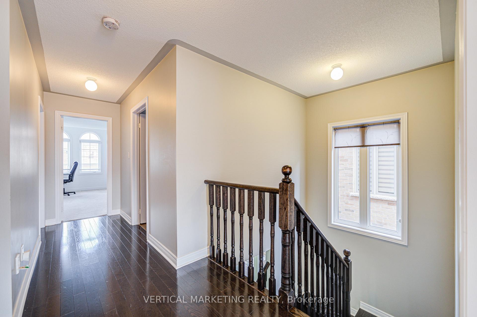 Photo 23 of 141 Beckett Avenue, Markham, Berczy — HOMEH