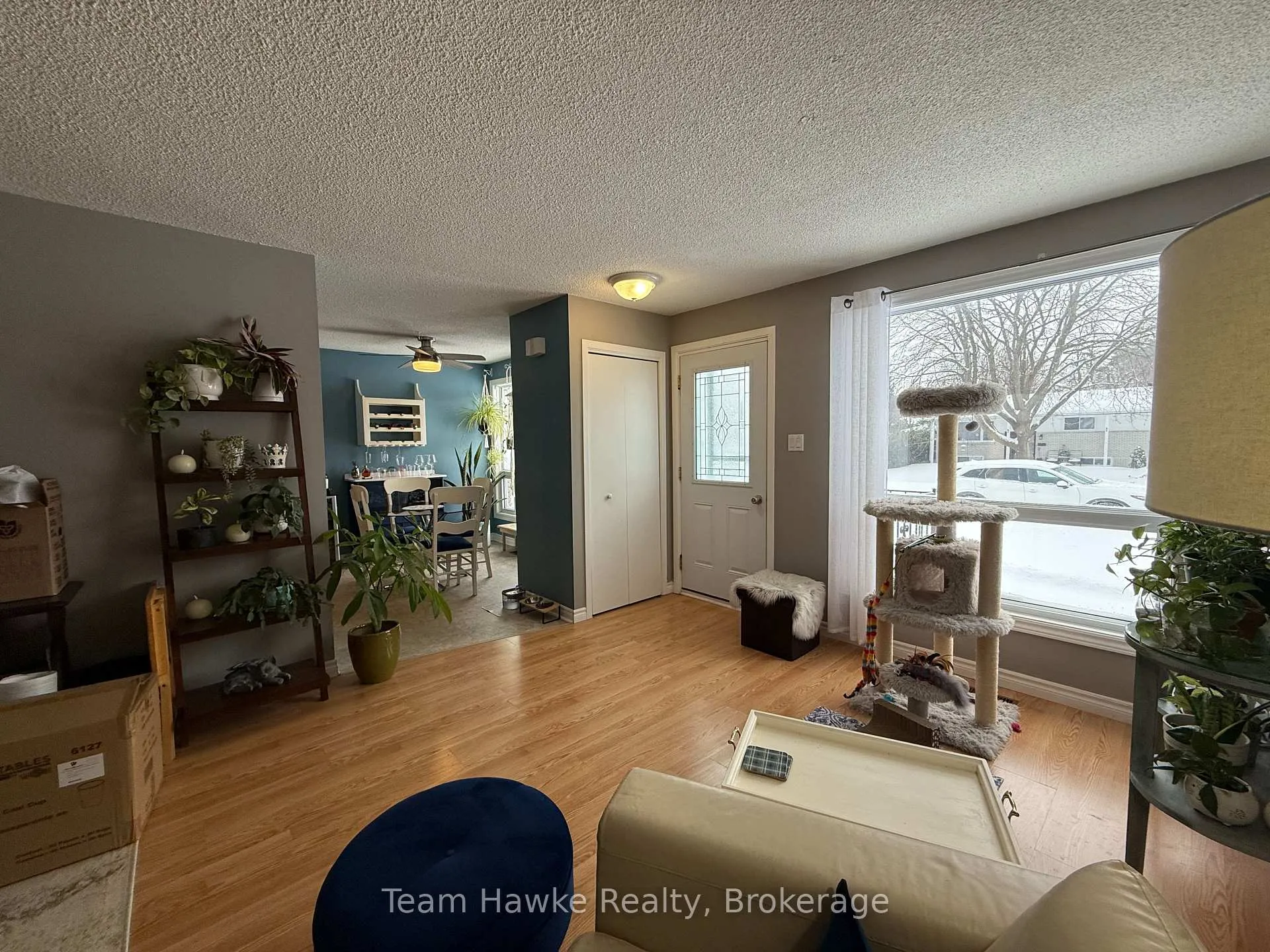Photo 4 of 798 Quebec Street, Midland — HOMEH