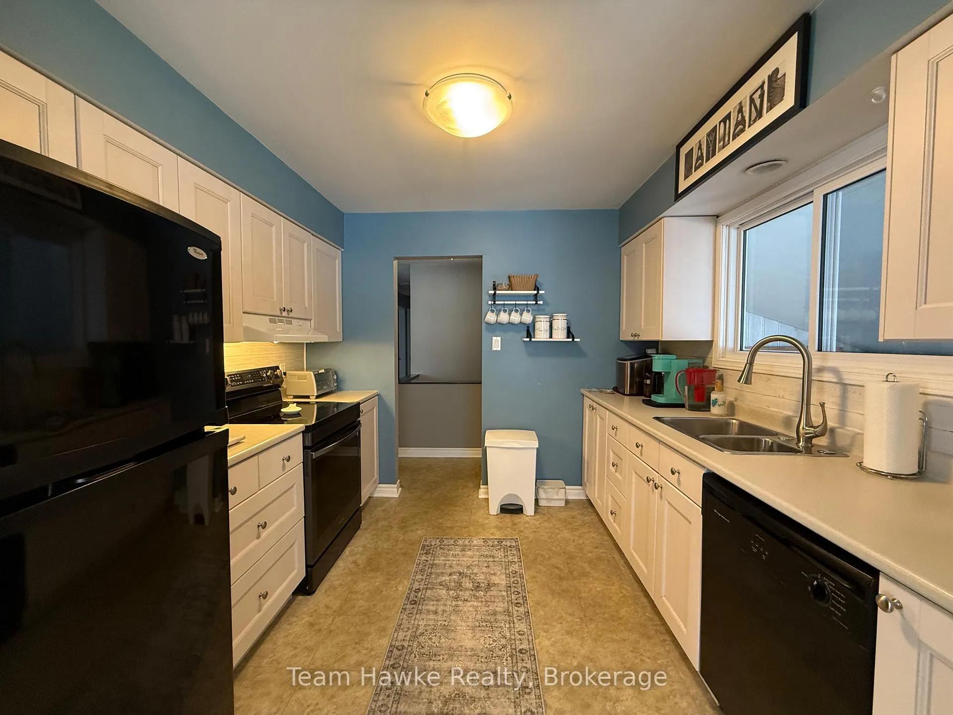 Photo 9 of 798 Quebec Street, Midland — HOMEH