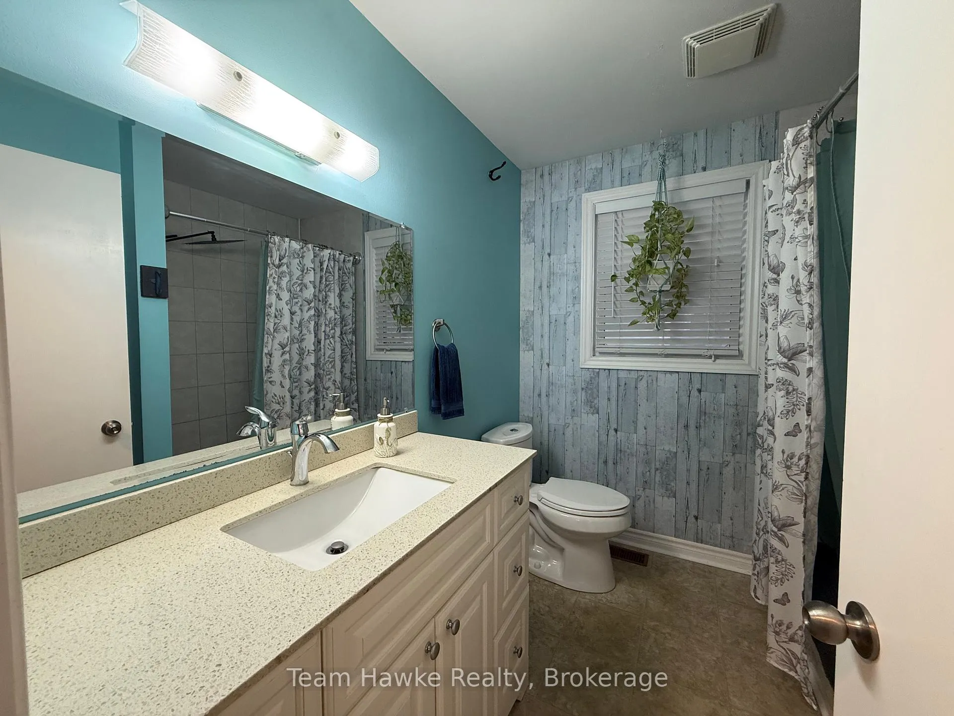 Photo 18 of 798 Quebec Street, Midland — HOMEH