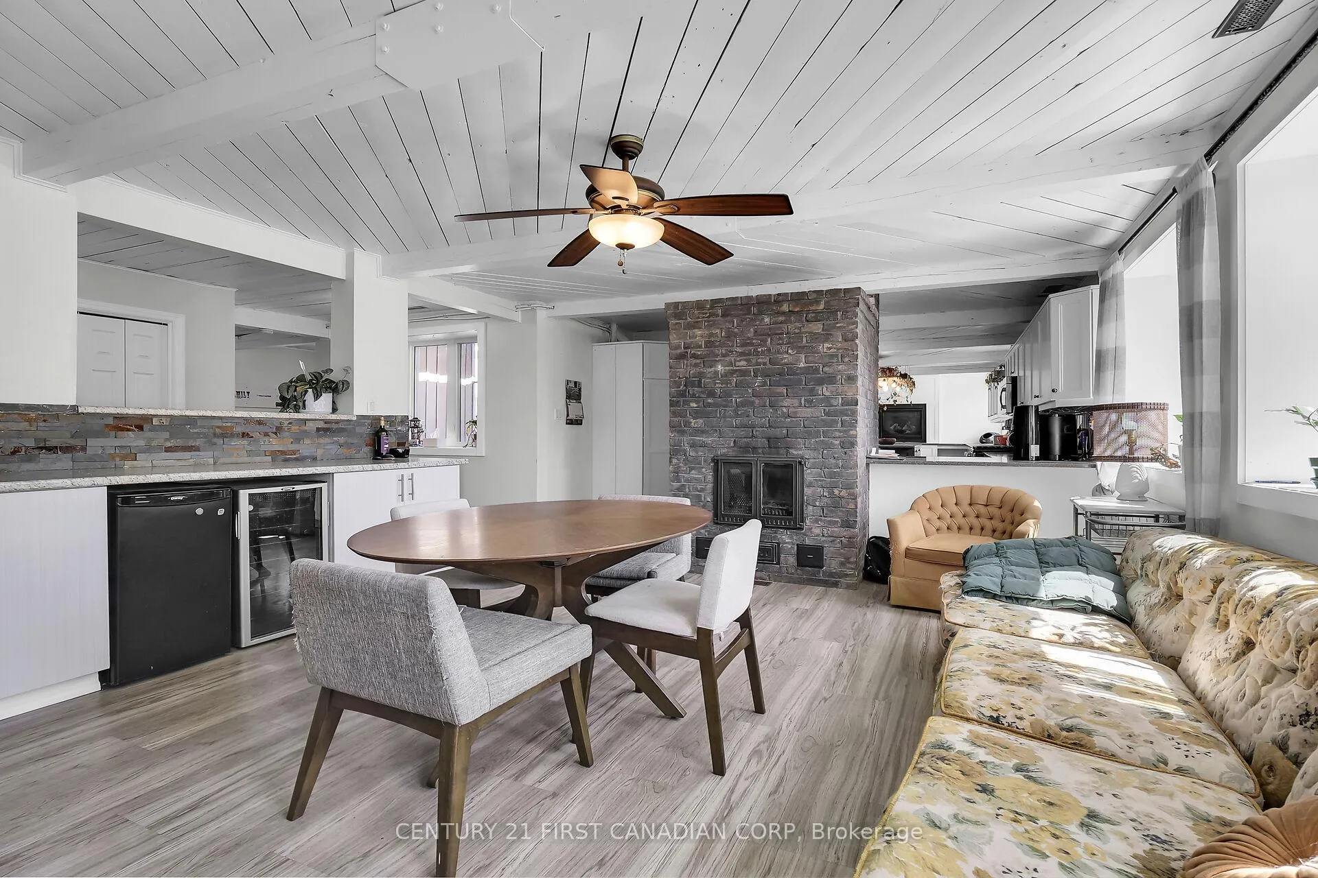 Photo 6 of 23992 Denfield Road, Middlesex Centre, Denfield — HOMEH