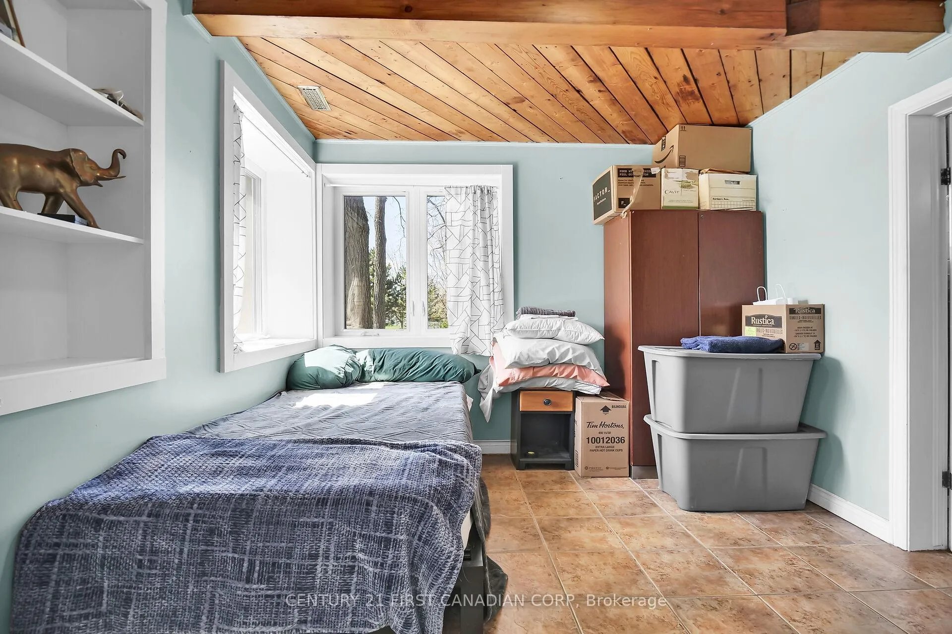 Photo 7 of 23992 Denfield Road, Middlesex Centre, Denfield — HOMEH