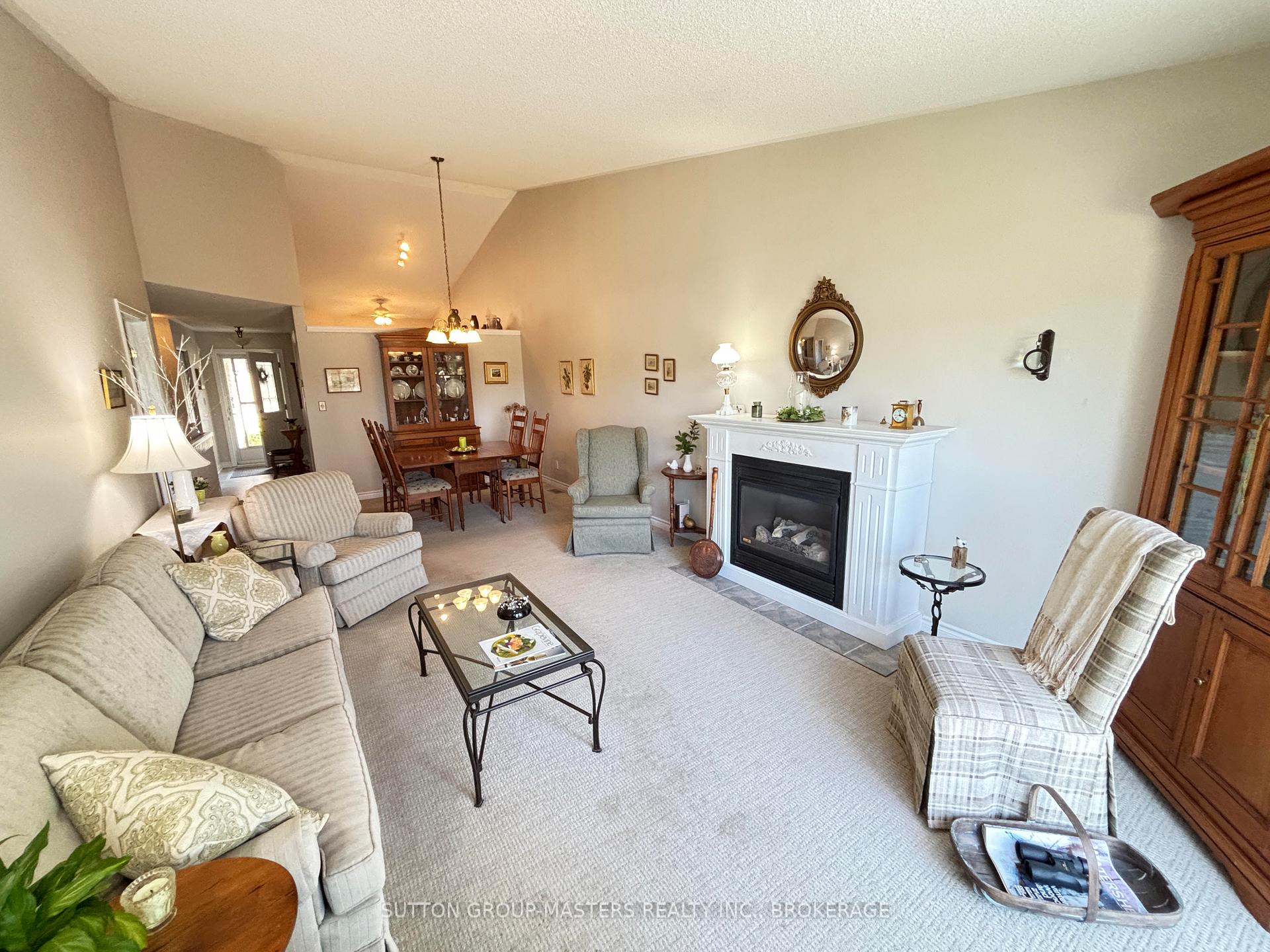 Photo 4 of 664 Millwood Drive, Kingston, City Southwest — HOMEH