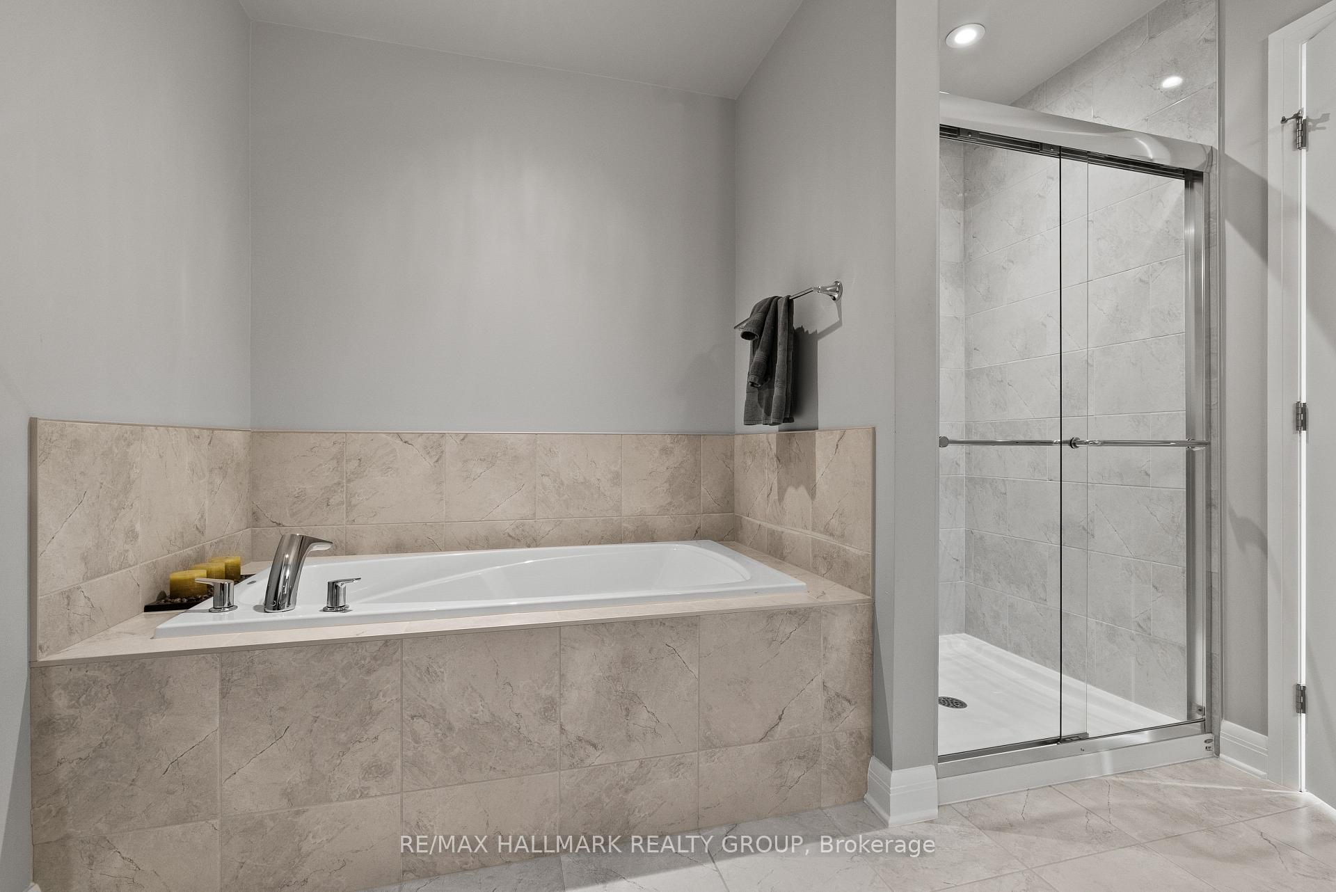 Photo 19 of 70 Arkose Street, Ottawa, Kanata - Kanata Lakes/Heritage Hills — HOMEH