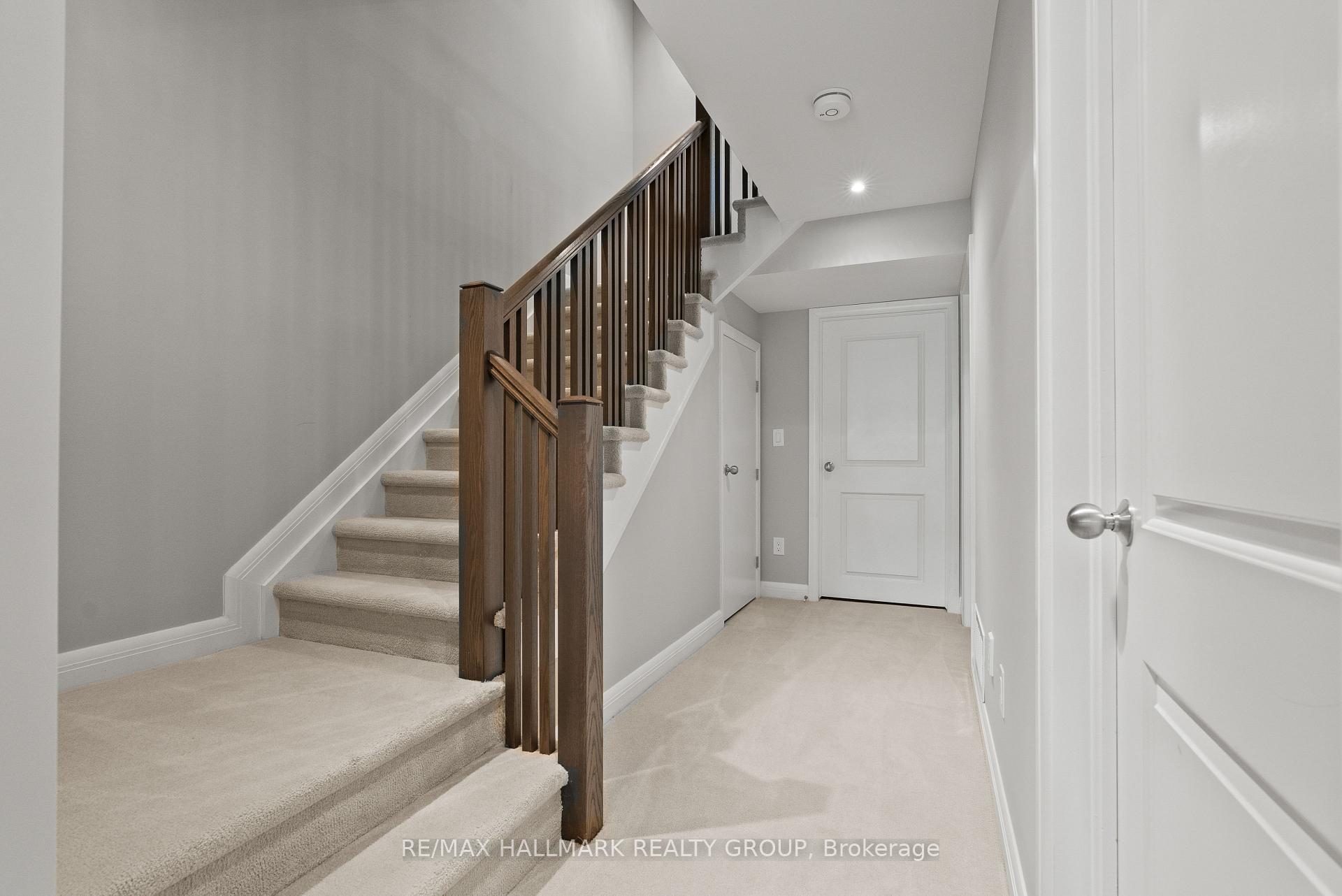 Photo 26 of 70 Arkose Street, Ottawa, Kanata - Kanata Lakes/Heritage Hills — HOMEH