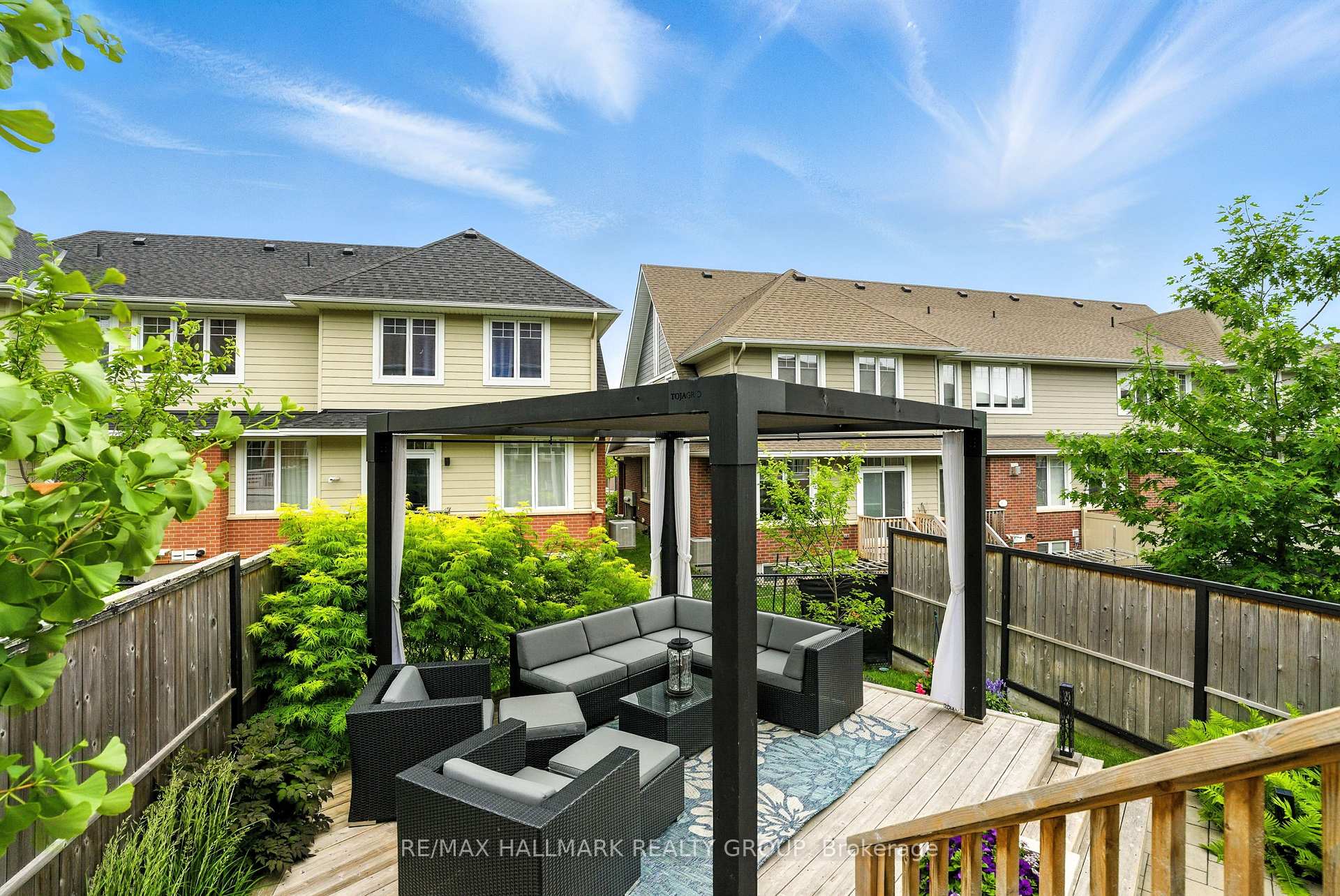 Photo 32 of 70 Arkose Street, Ottawa, Kanata - Kanata Lakes/Heritage Hills — HOMEH