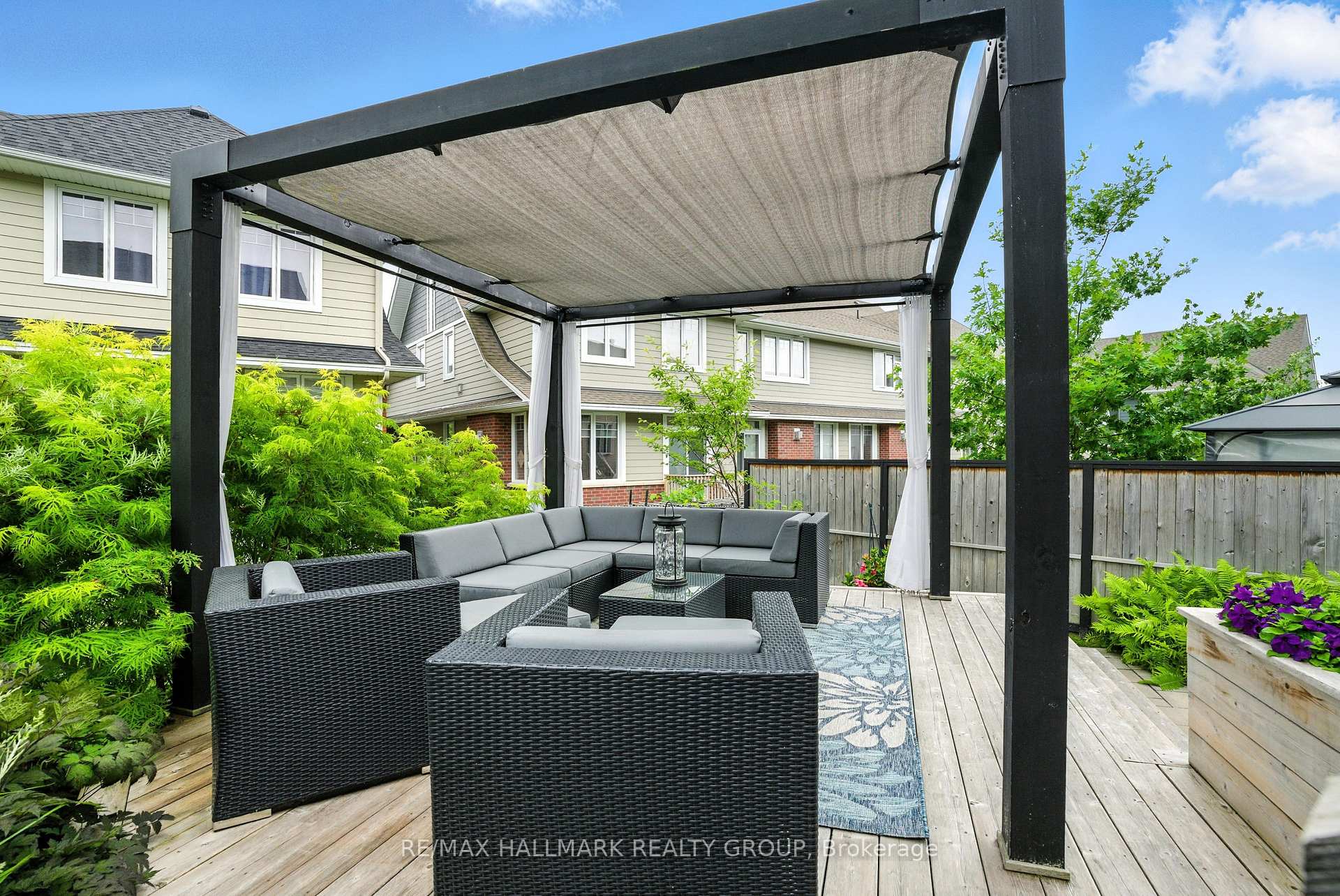 Photo 33 of 70 Arkose Street, Ottawa, Kanata - Kanata Lakes/Heritage Hills — HOMEH