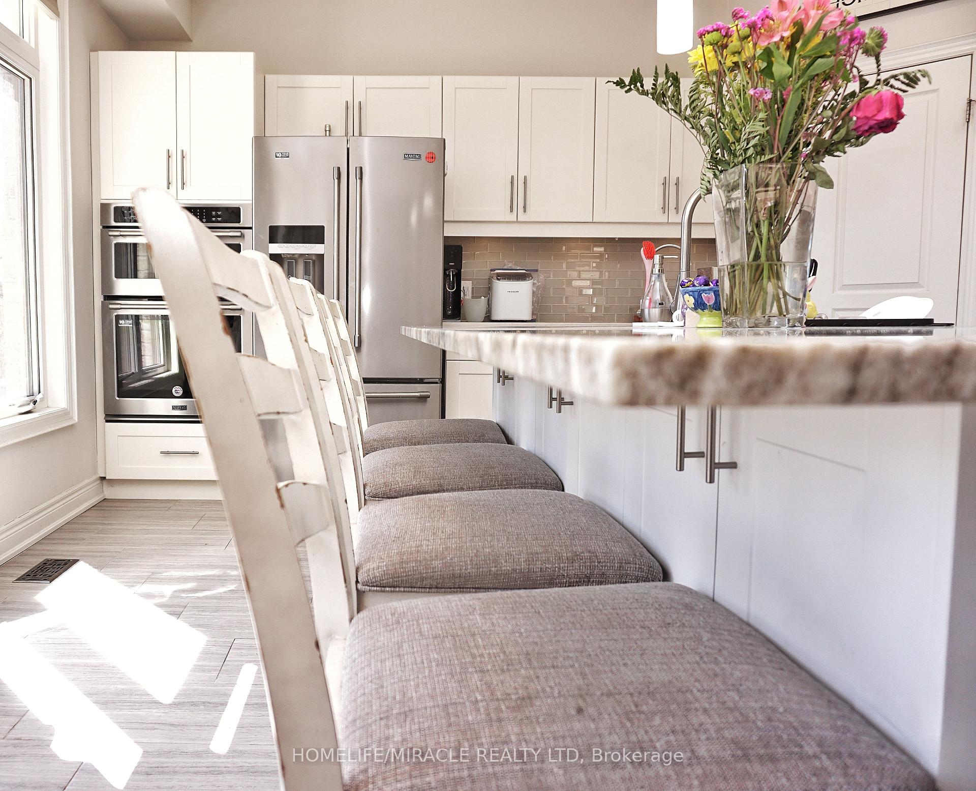 Photo 6 of 117 Eaglecrest Street, Kitchener — HOMEH