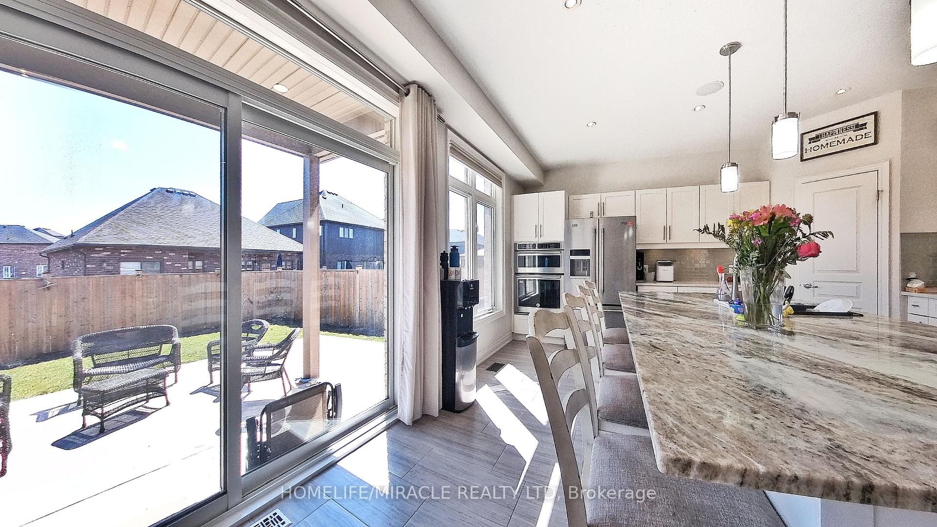 Photo 26 of 117 Eaglecrest Street, Kitchener — HOMEH