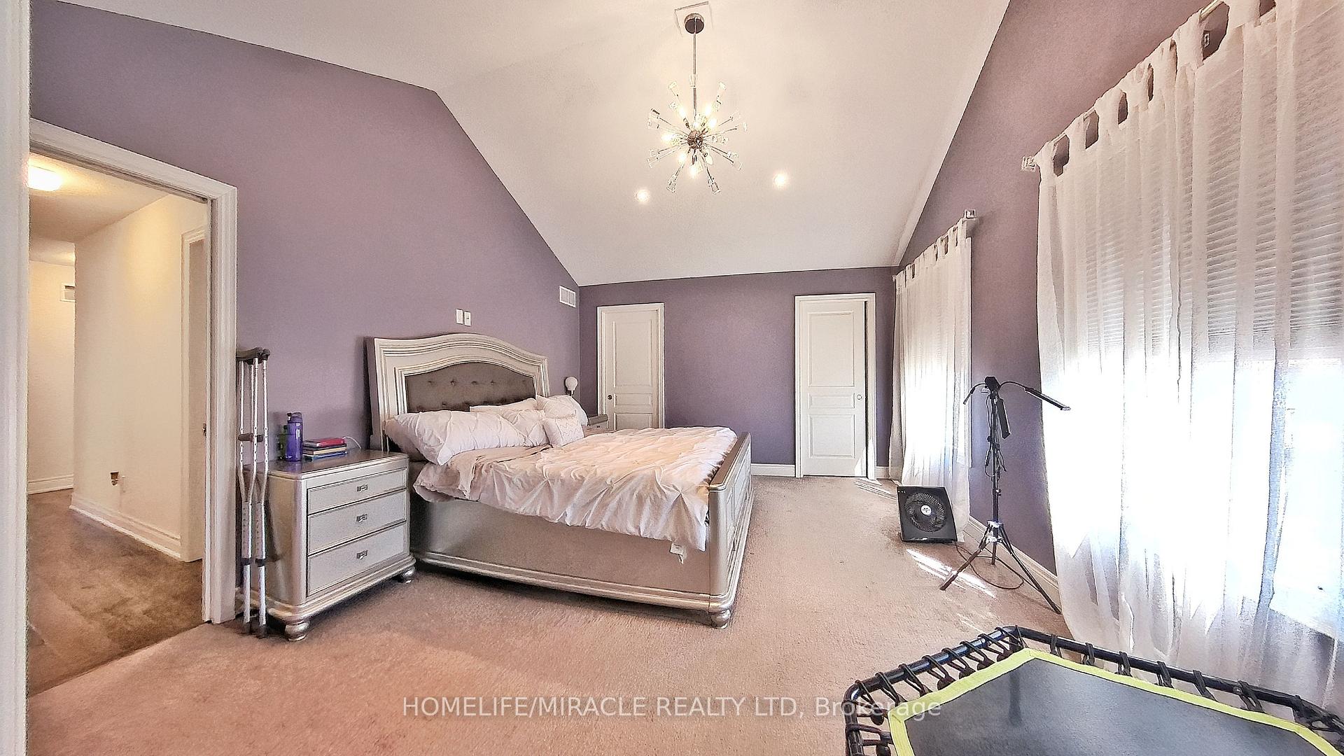 Photo 30 of 117 Eaglecrest Street, Kitchener — HOMEH