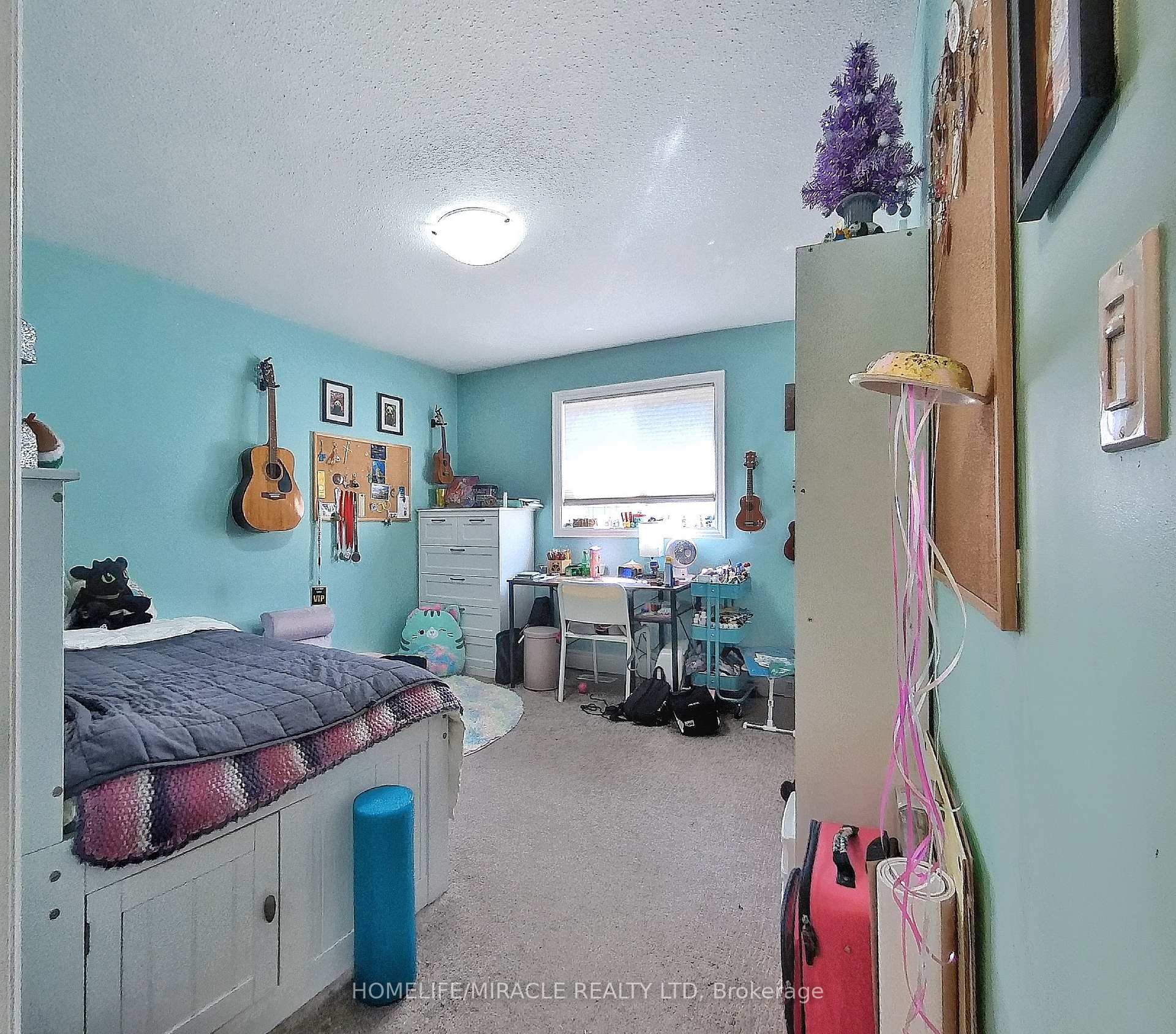Photo 33 of 117 Eaglecrest Street, Kitchener — HOMEH