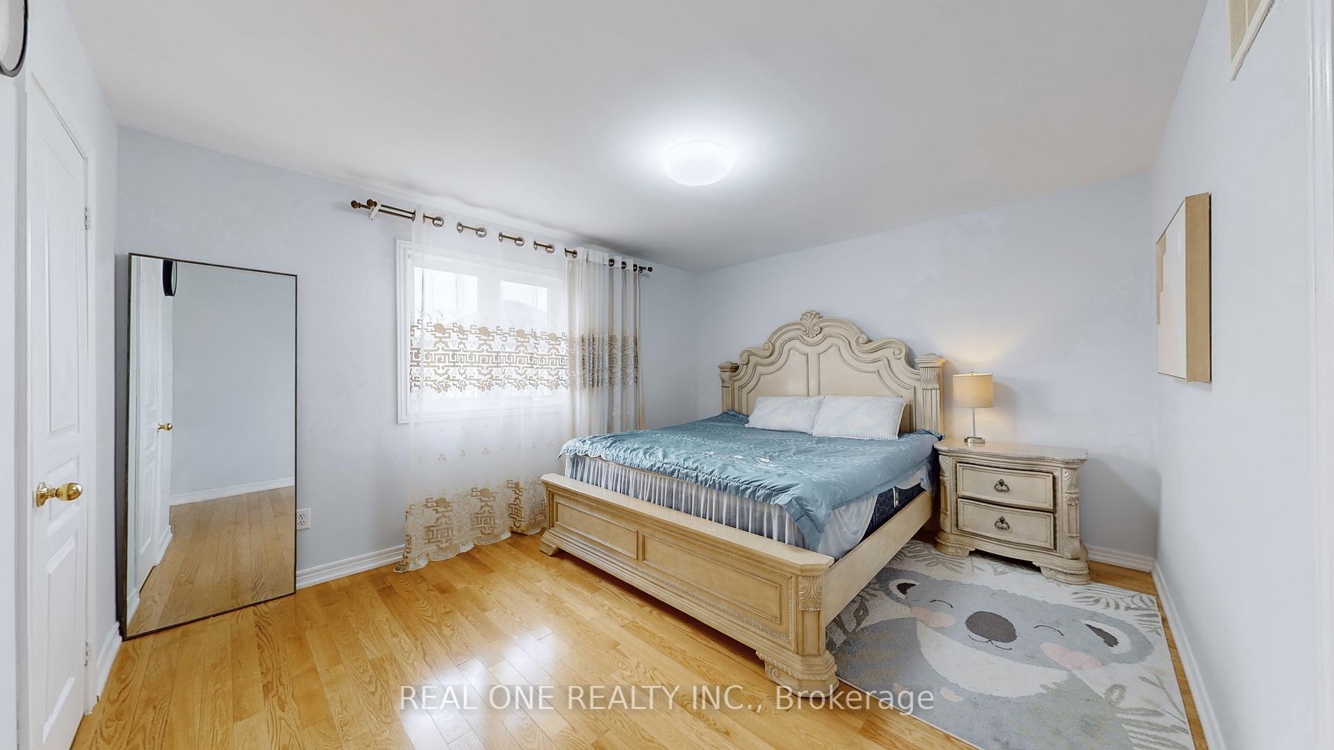 Photo 18 of 10 Willow Landing, Markham, Greensborough — HOMEH