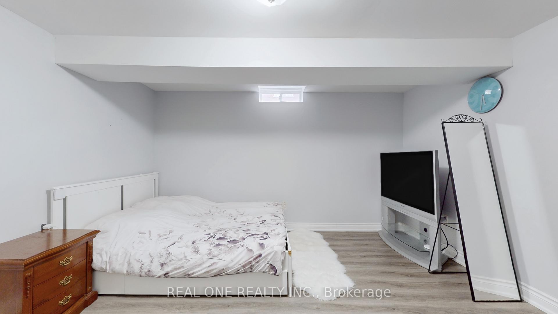 Photo 36 of 10 Willow Landing, Markham, Greensborough — HOMEH