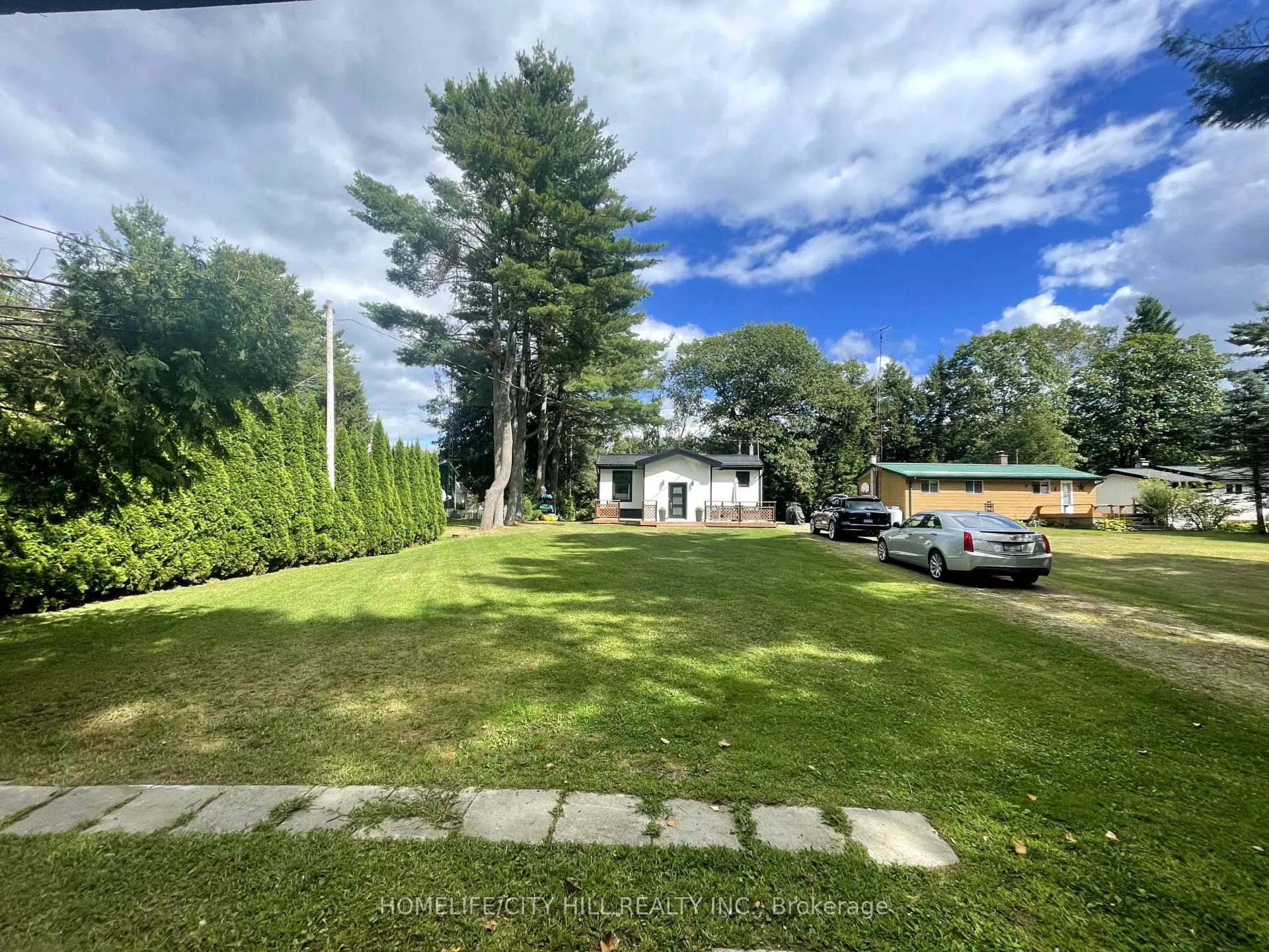 Photo 1 of 1032 Moore Lake Estates Road, Minden Hills, Lutterworth — HOMEH