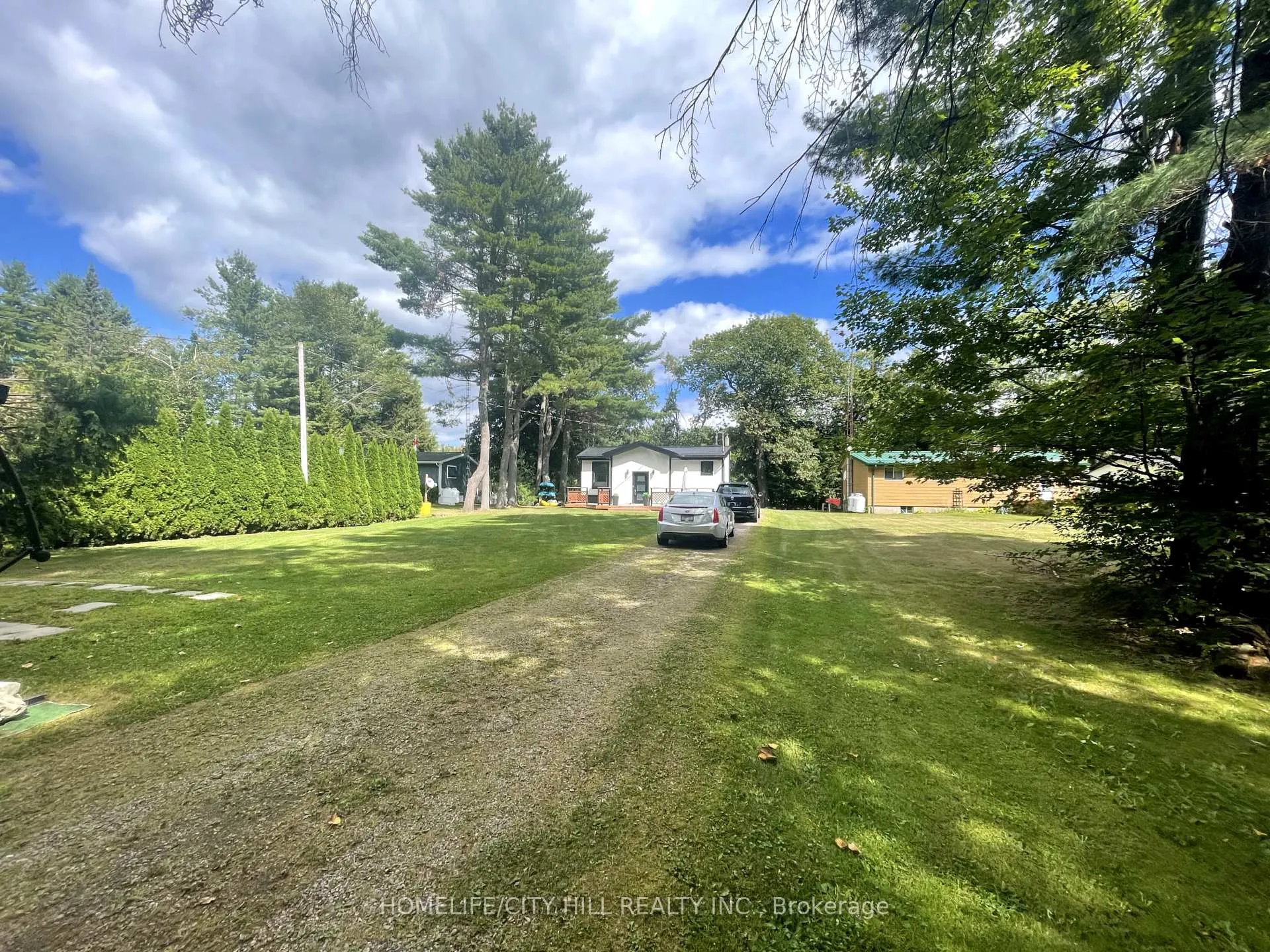 Photo 2 of 1032 Moore Lake Estates Road, Minden Hills, Lutterworth — HOMEH