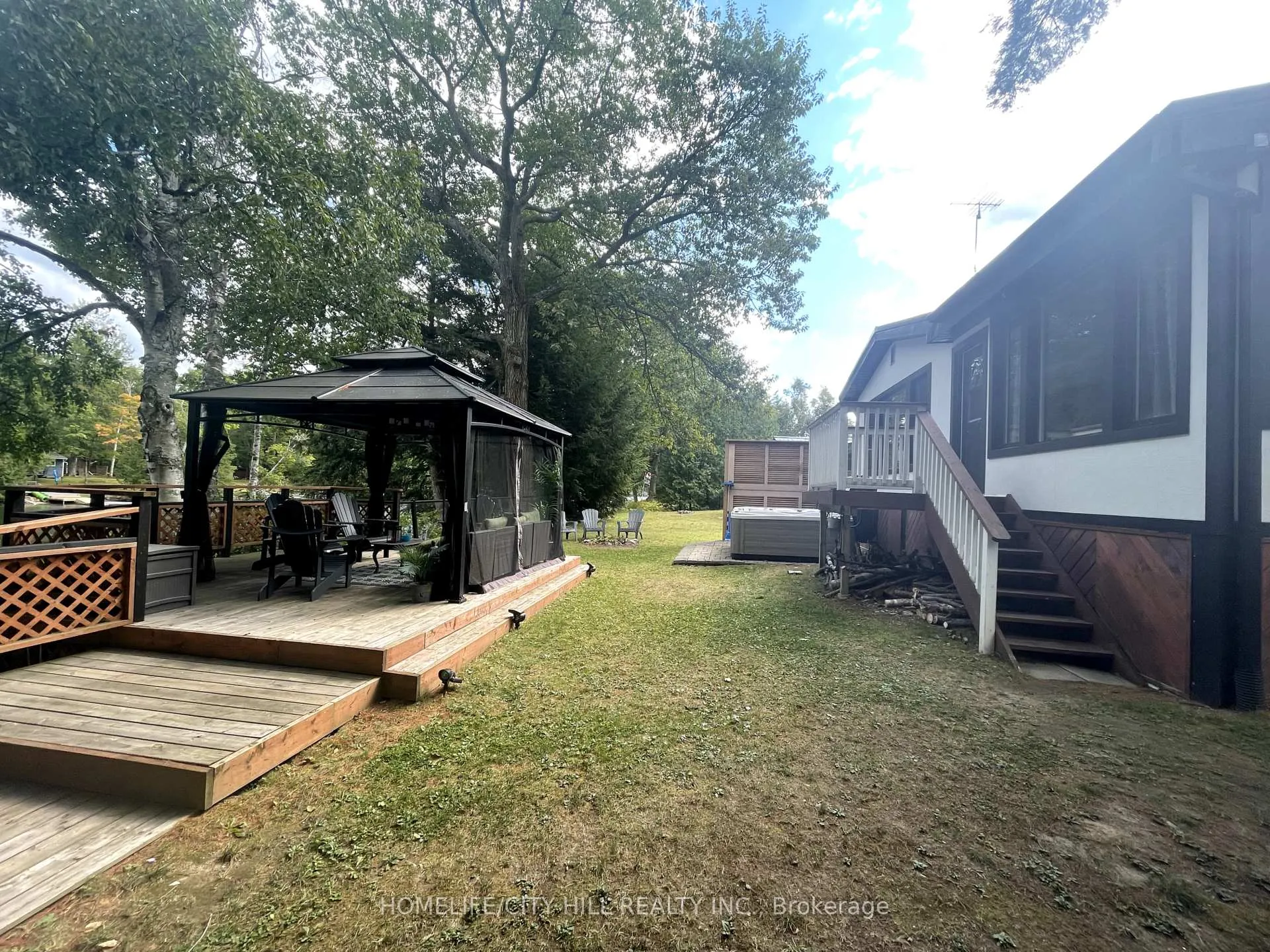 Photo 10 of 1032 Moore Lake Estates Road, Minden Hills, Lutterworth — HOMEH
