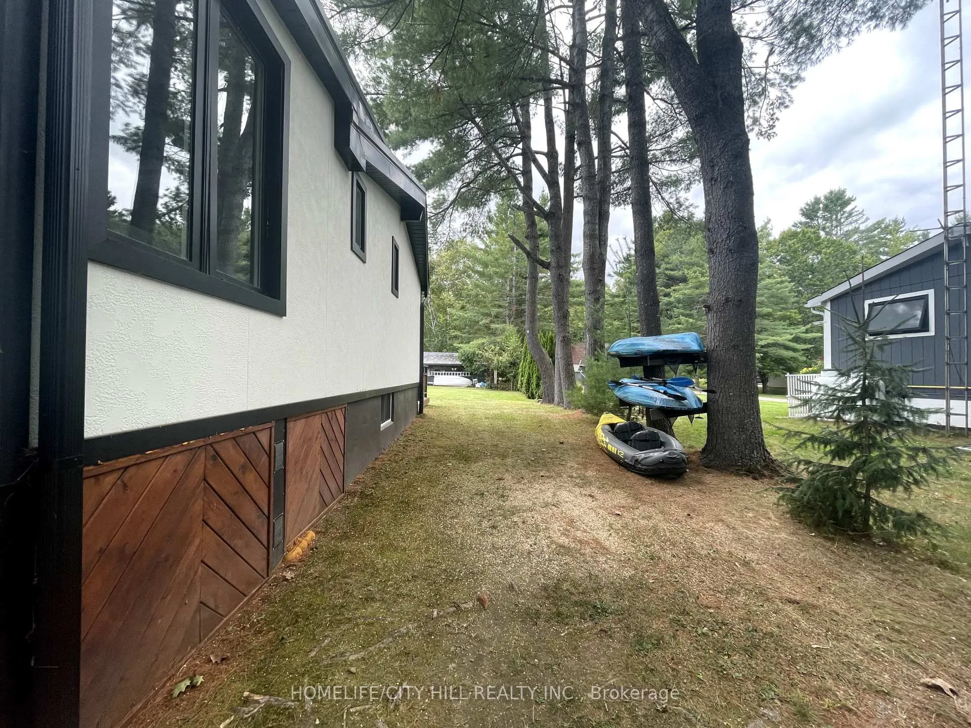 Photo 17 of 1032 Moore Lake Estates Road, Minden Hills, Lutterworth — HOMEH