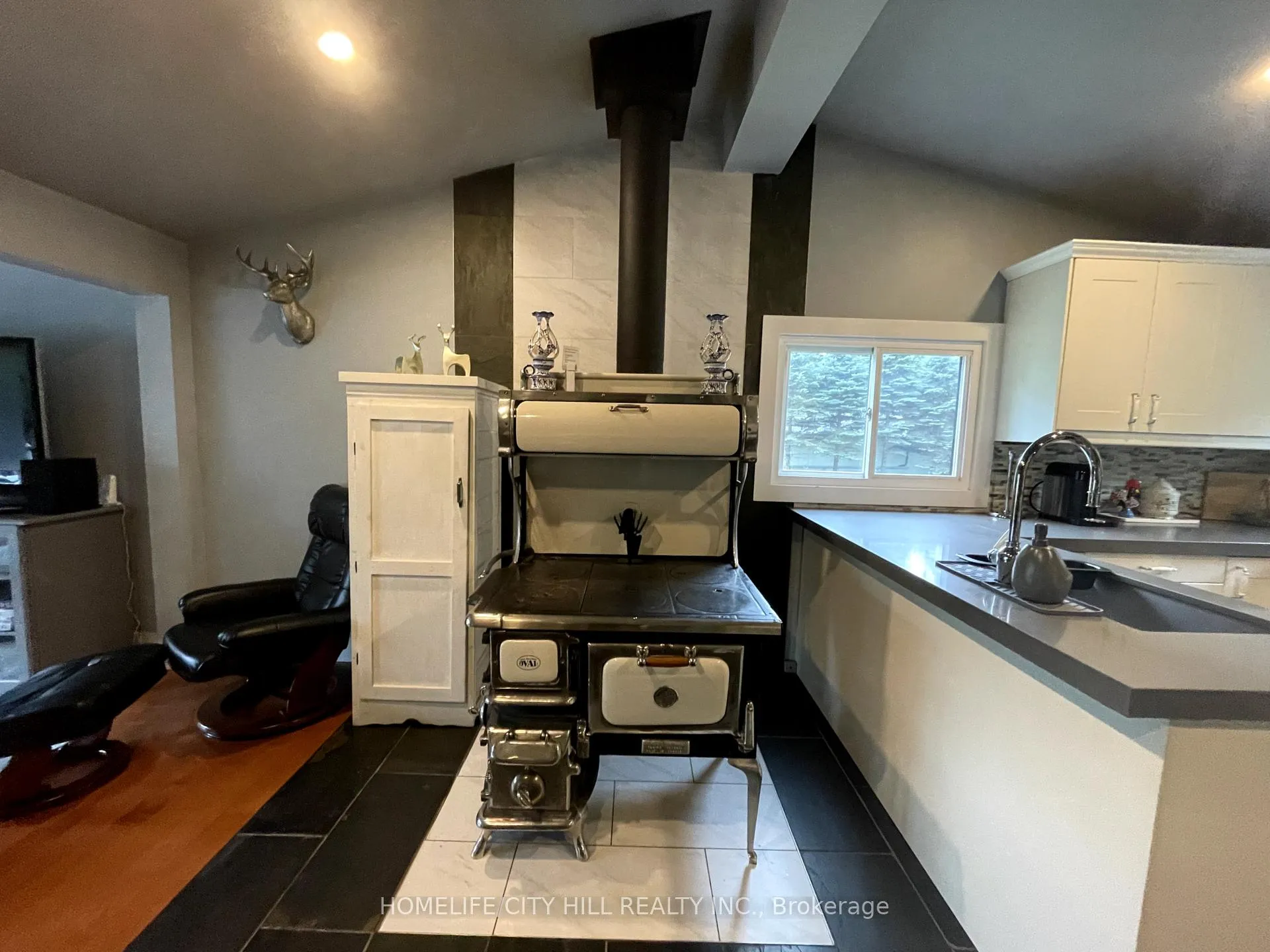 Photo 31 of 1032 Moore Lake Estates Road, Minden Hills, Lutterworth — HOMEH
