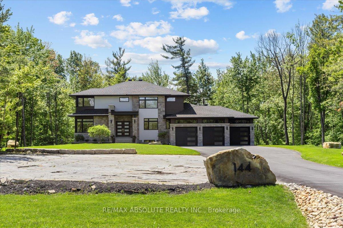 Photo 2 of 144 Derbeyshire Street, Ottawa, Kanata - Kanata (North West) — HOMEH