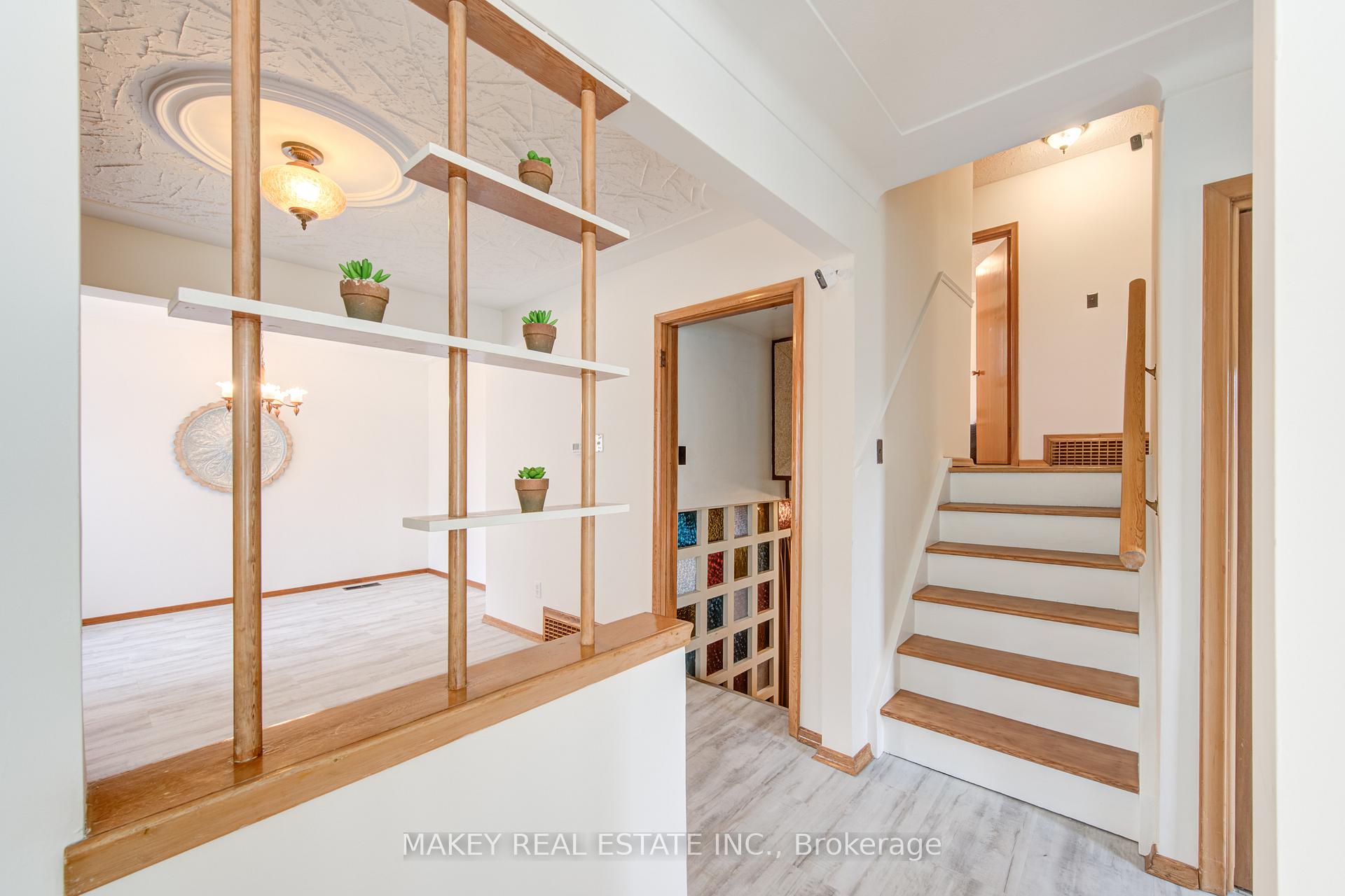 Photo 9 of 94 Harold Avenue, Kitchener — HOMEH