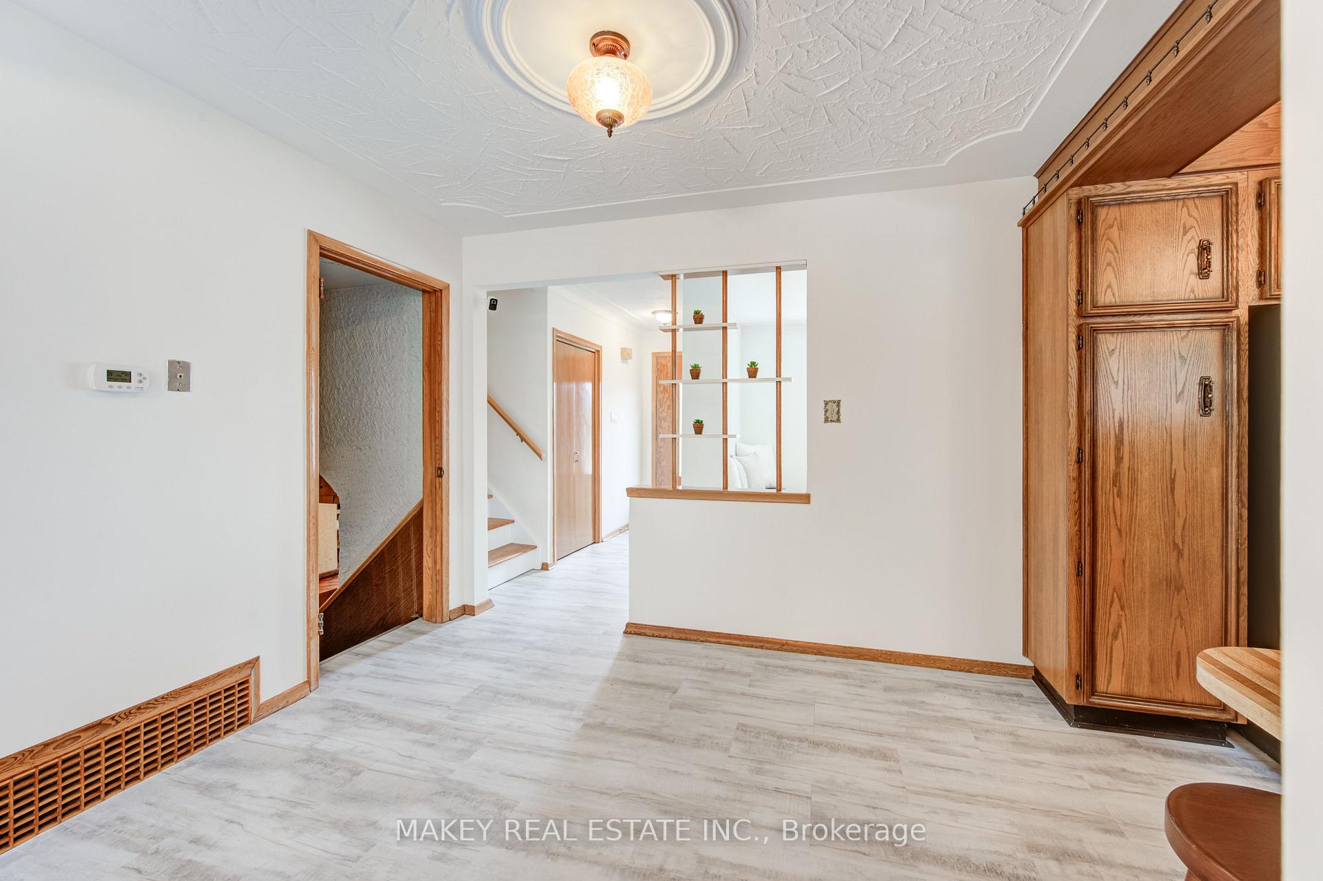 Photo 20 of 94 Harold Avenue, Kitchener — HOMEH