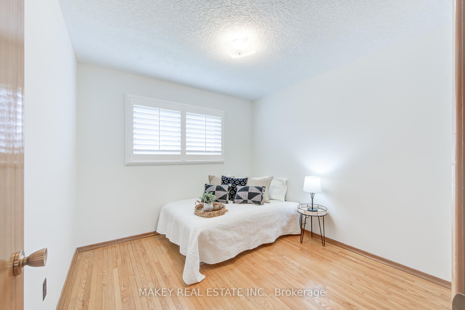 Photo 25 of 94 Harold Avenue, Kitchener — HOMEH