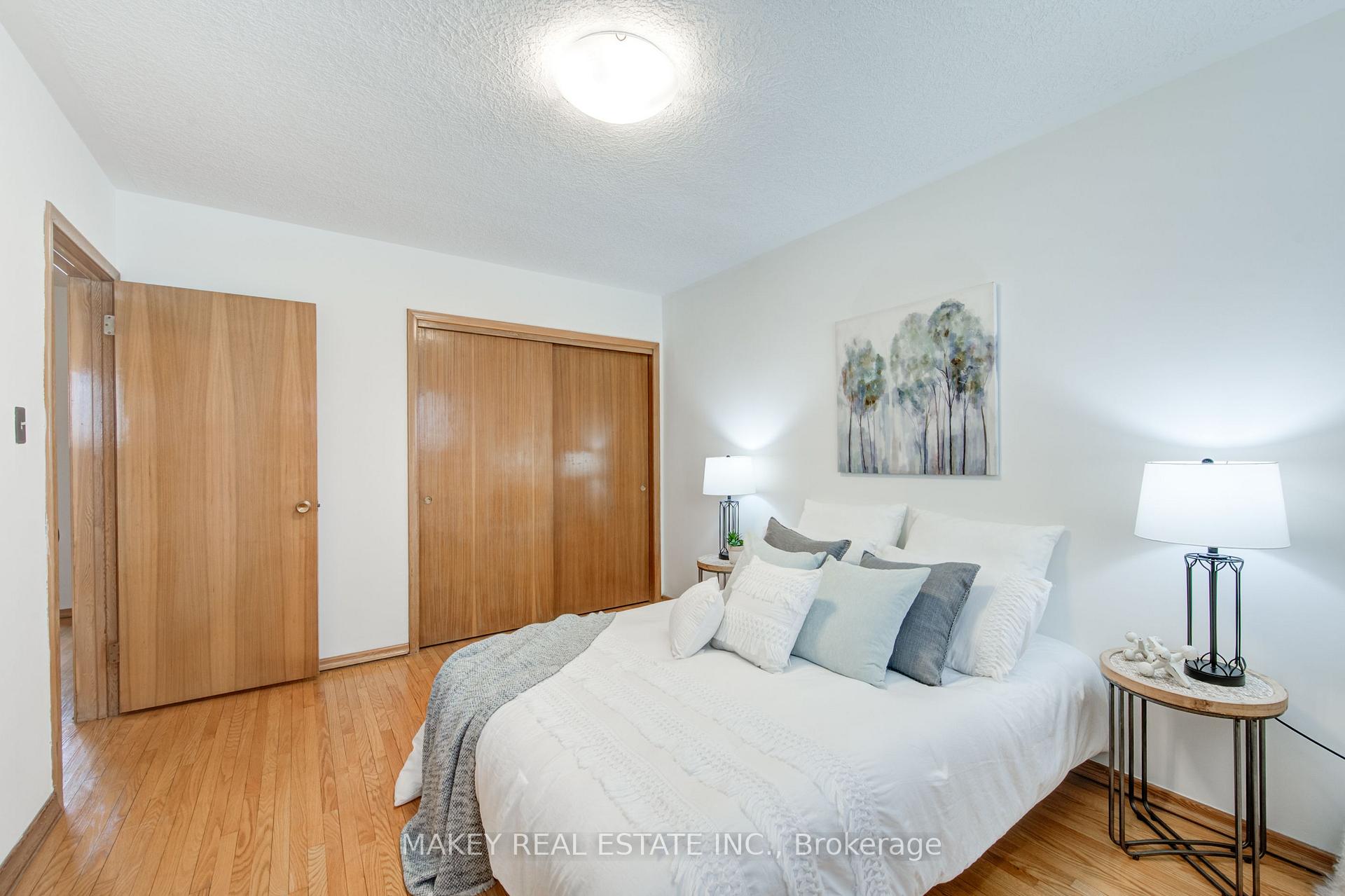 Photo 28 of 94 Harold Avenue, Kitchener — HOMEH