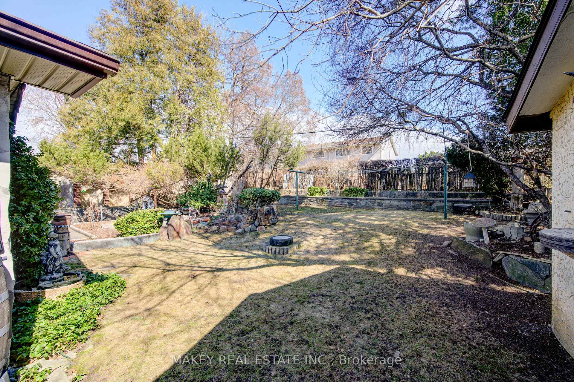 Photo 45 of 94 Harold Avenue, Kitchener — HOMEH