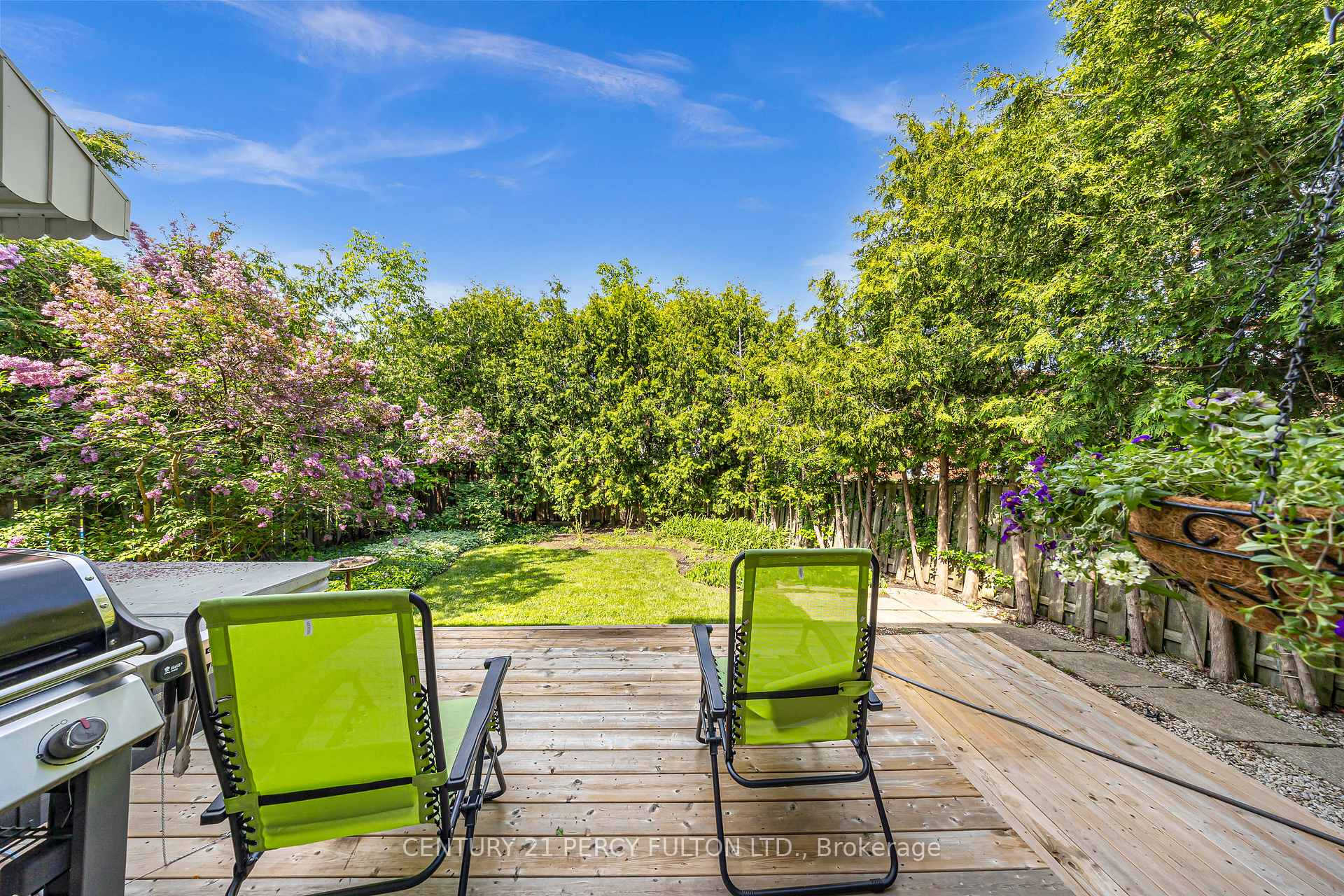 Photo 14 of 122 Wootten Way N, Markham, Markham Village — HOMEH