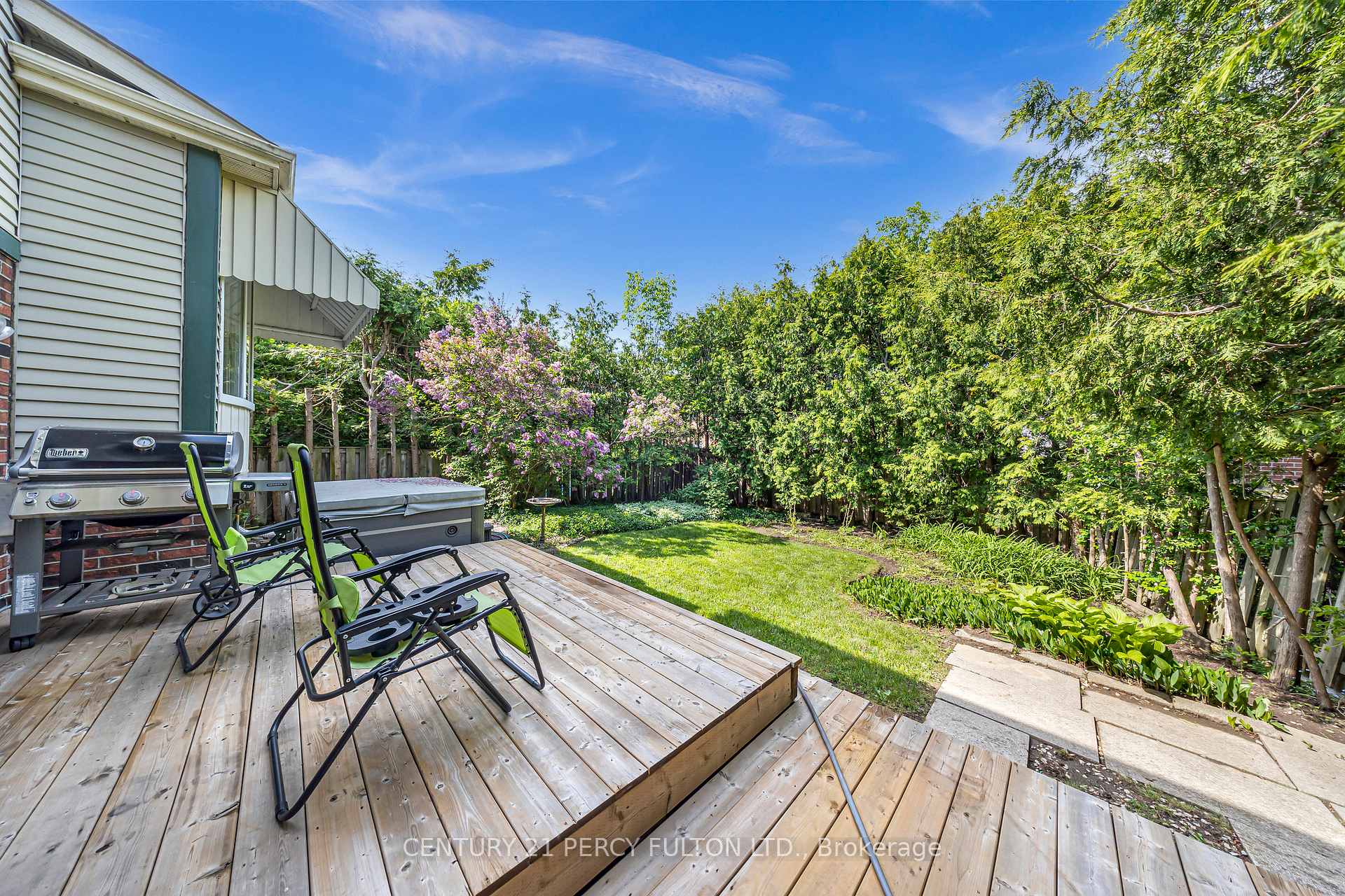 Photo 15 of 122 Wootten Way N, Markham, Markham Village — HOMEH