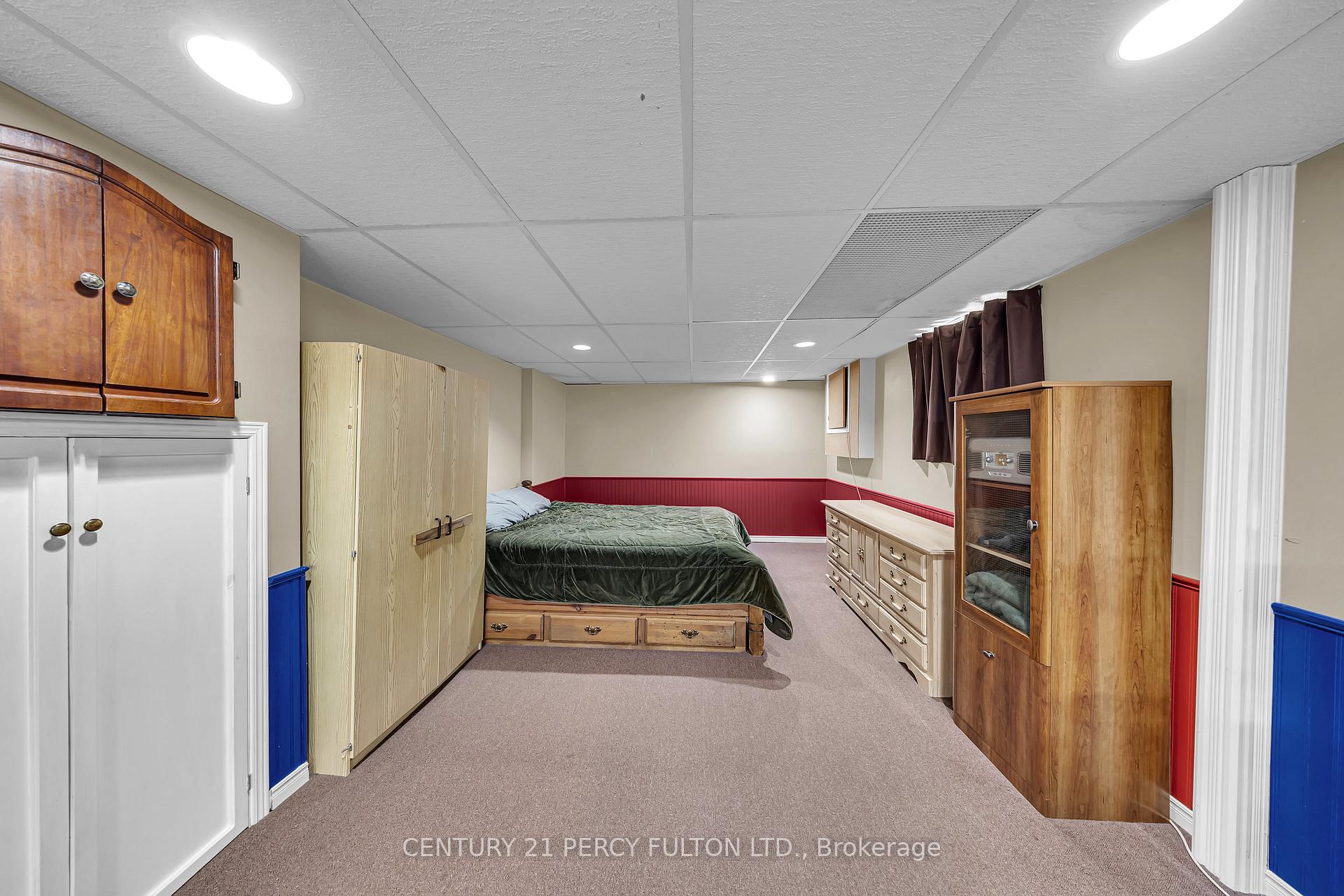 Photo 28 of 122 Wootten Way N, Markham, Markham Village — HOMEH