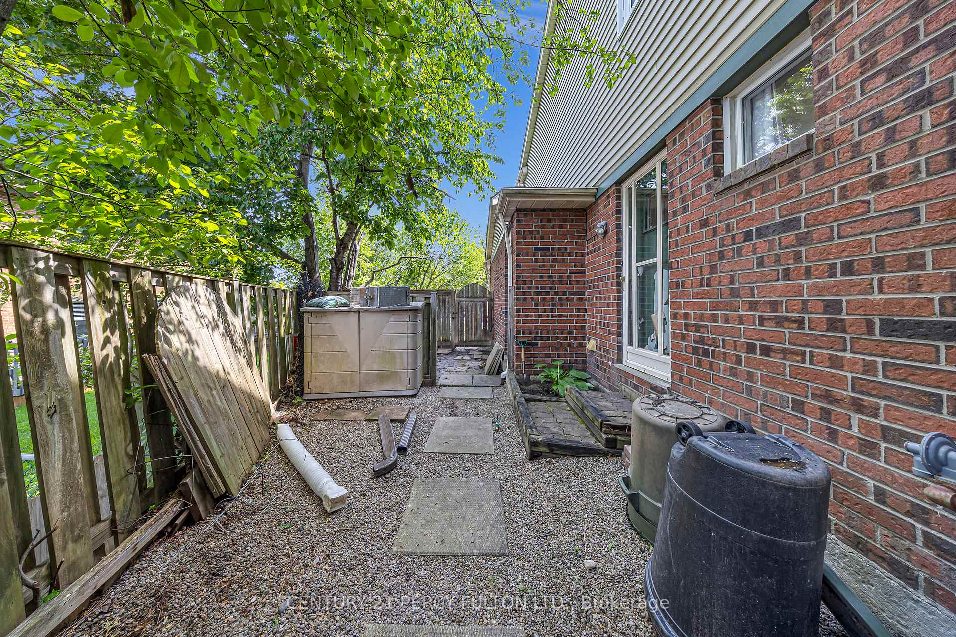 Photo 46 of 122 Wootten Way N, Markham, Markham Village — HOMEH