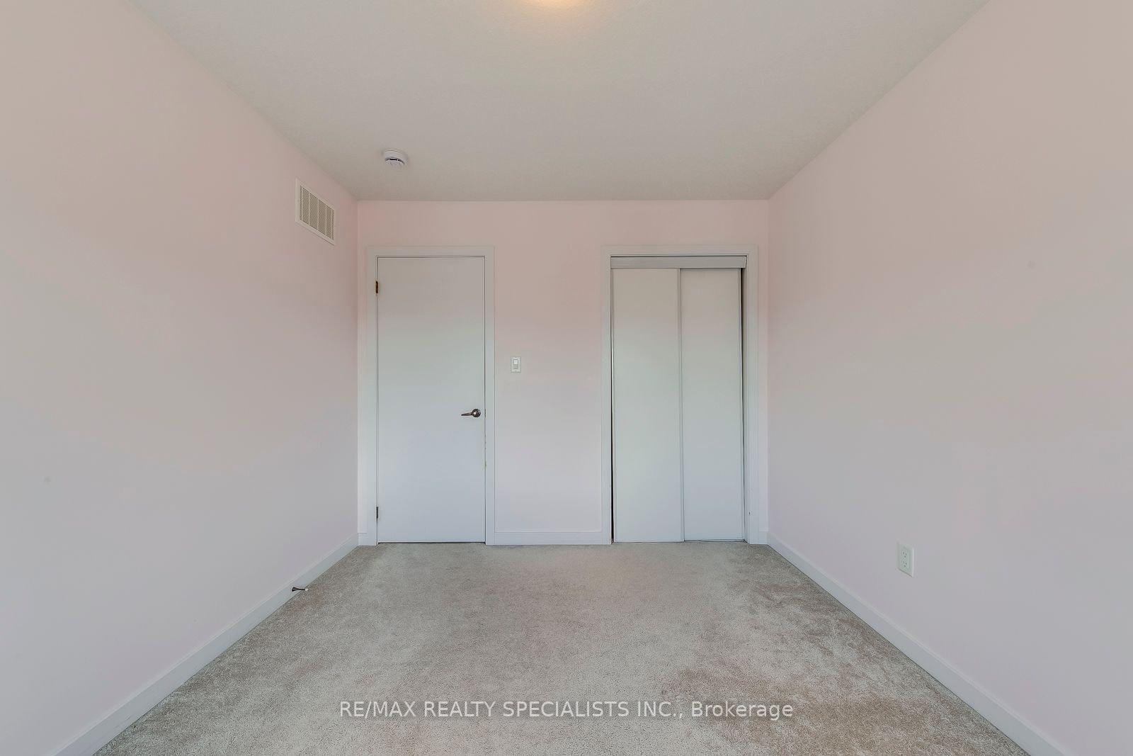 Photo 15 of 72 Crafter Crescent, Hamilton, Stoney Creek — HOMEH