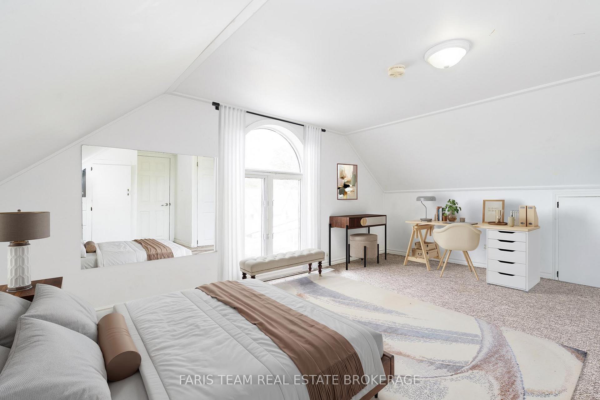 Photo 1 of 405 Bay Street, Midland — HOMEH