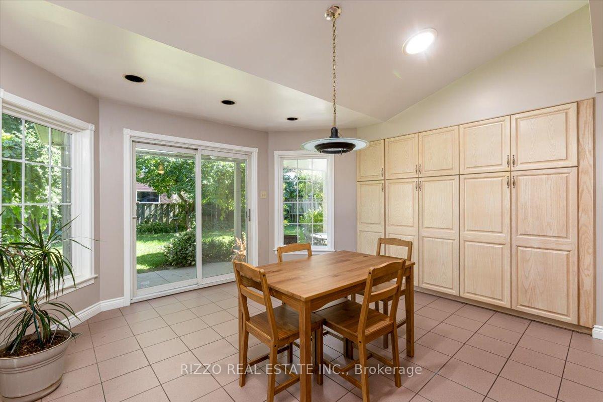 Photo 15 of 77 Chumleigh Crescent, Markham, German Mills — HOMEH