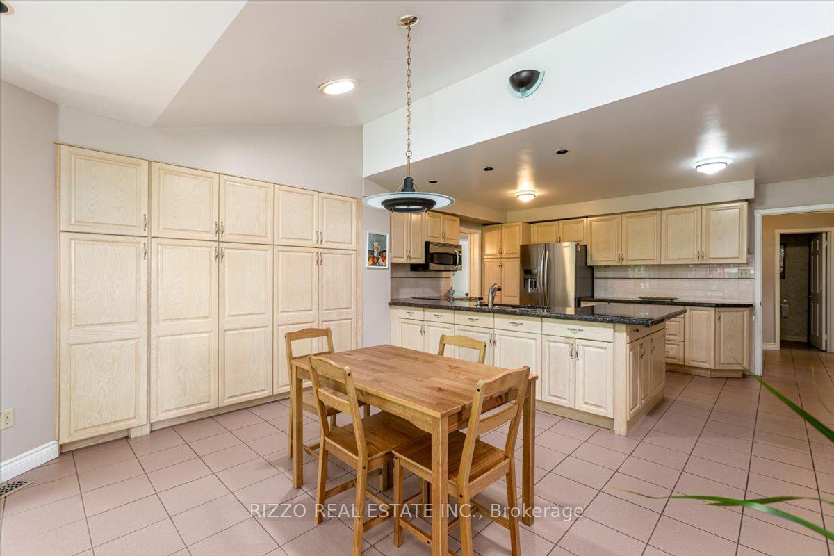Photo 17 of 77 Chumleigh Crescent, Markham, German Mills — HOMEH