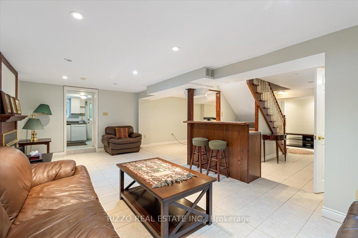 Photo 33 of 77 Chumleigh Crescent, Markham, German Mills — HOMEH