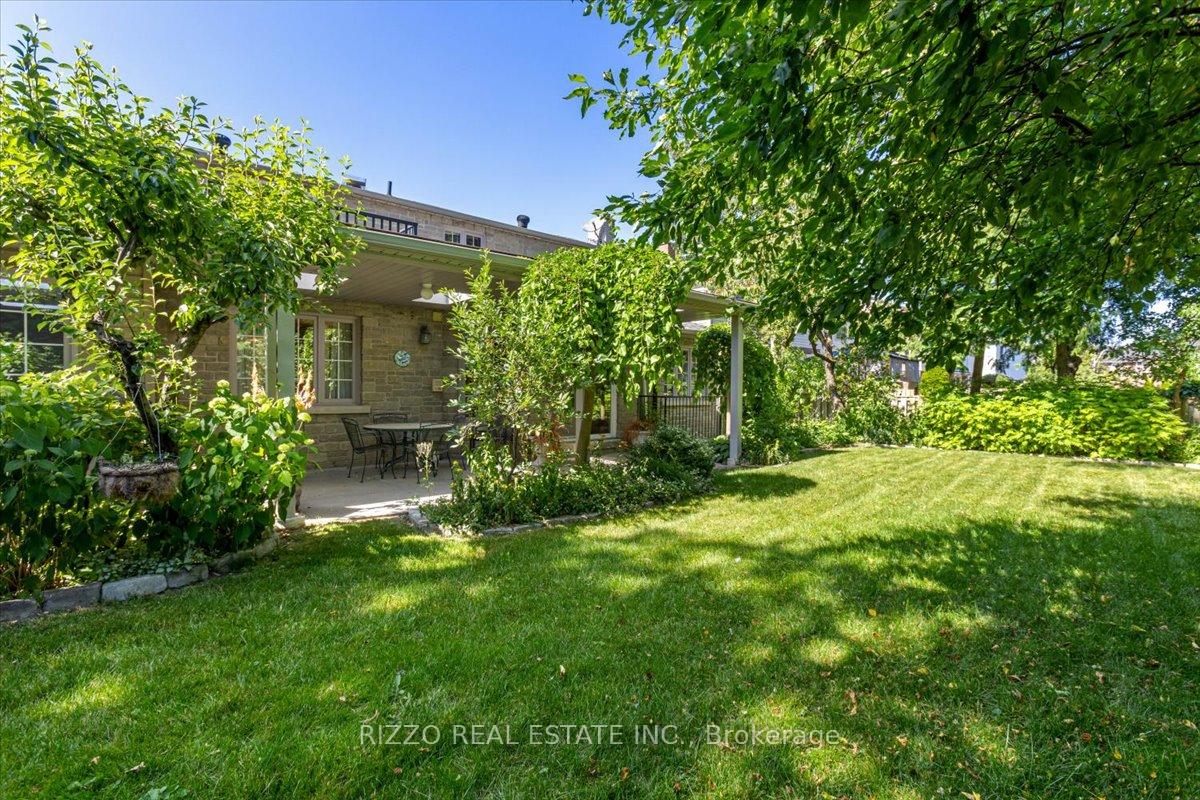 Photo 39 of 77 Chumleigh Crescent, Markham, German Mills — HOMEH