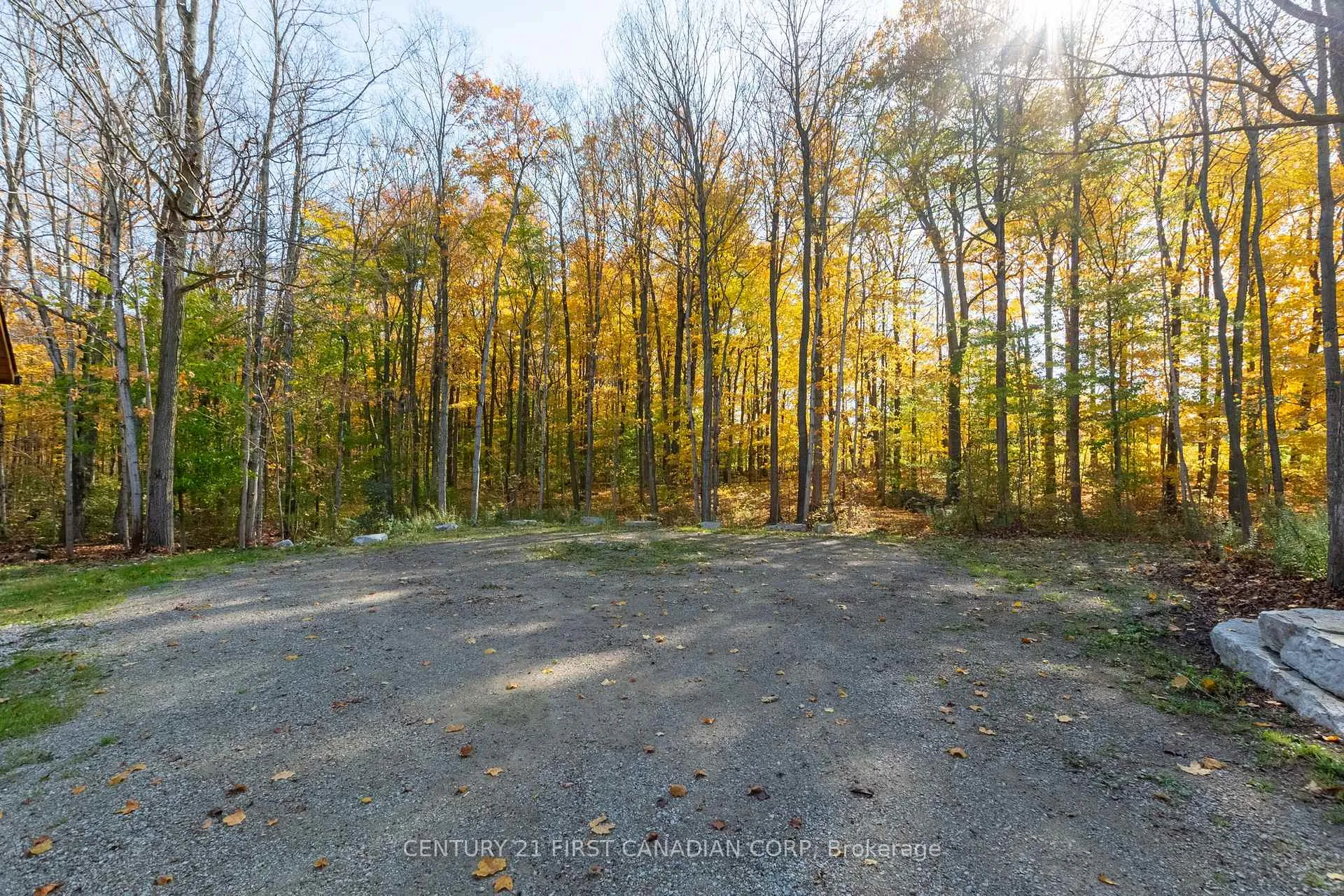 Photo 6 of 10771 Melrose Drive, Middlesex Centre, Rural Middlesex Centre — HOMEH