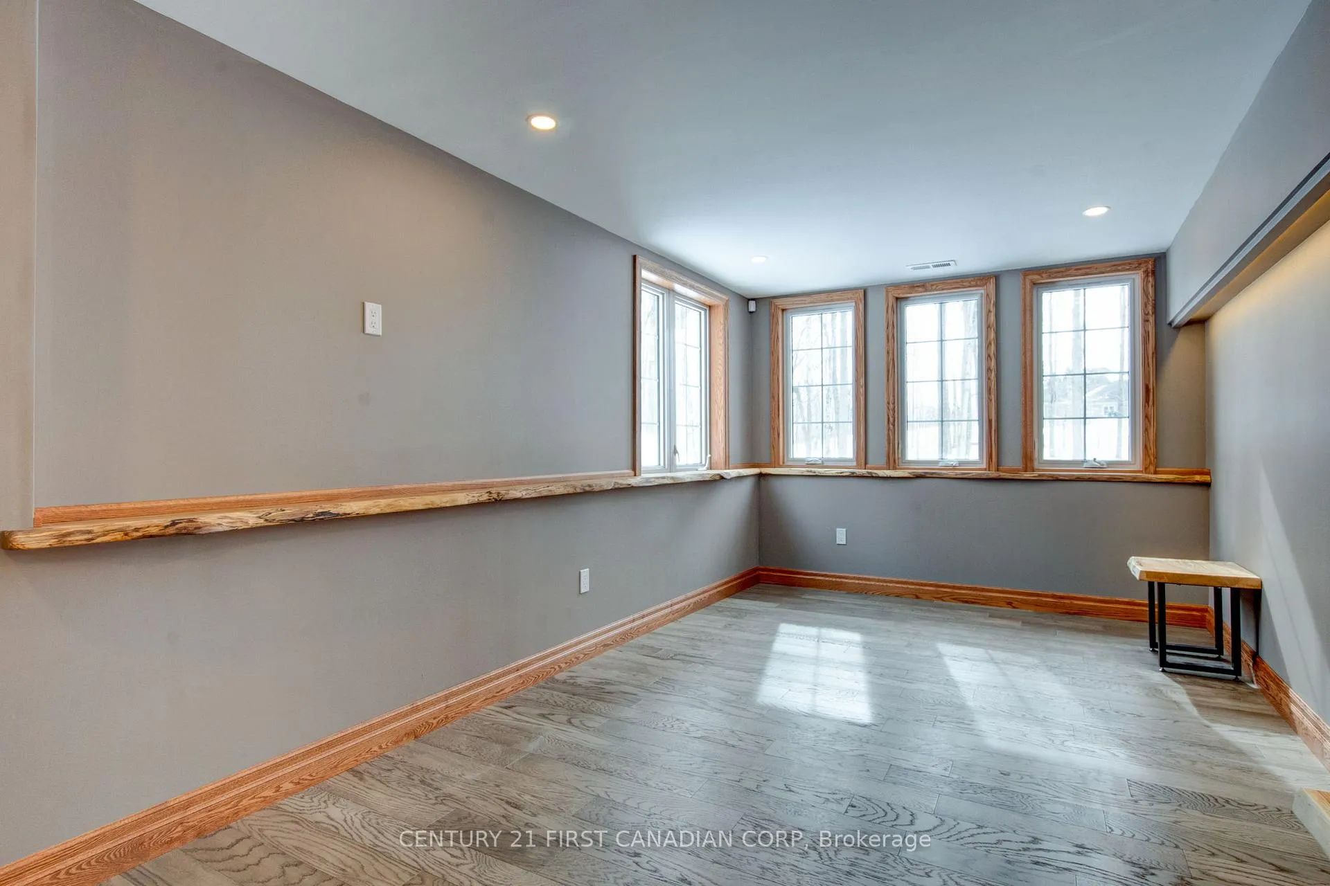 Photo 36 of 10771 Melrose Drive, Middlesex Centre, Rural Middlesex Centre — HOMEH