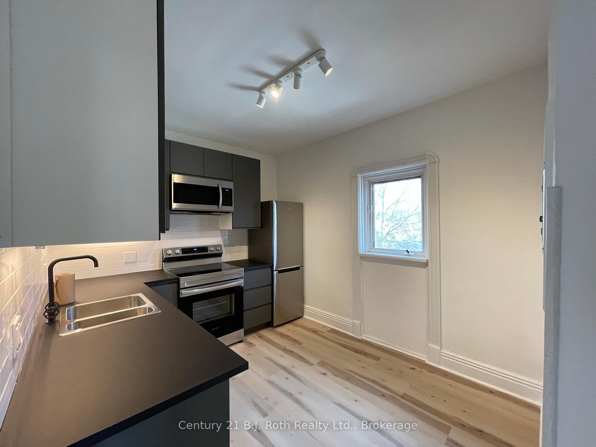 Photo 5 of 442 Midland Avenue, Midland — HOMEH