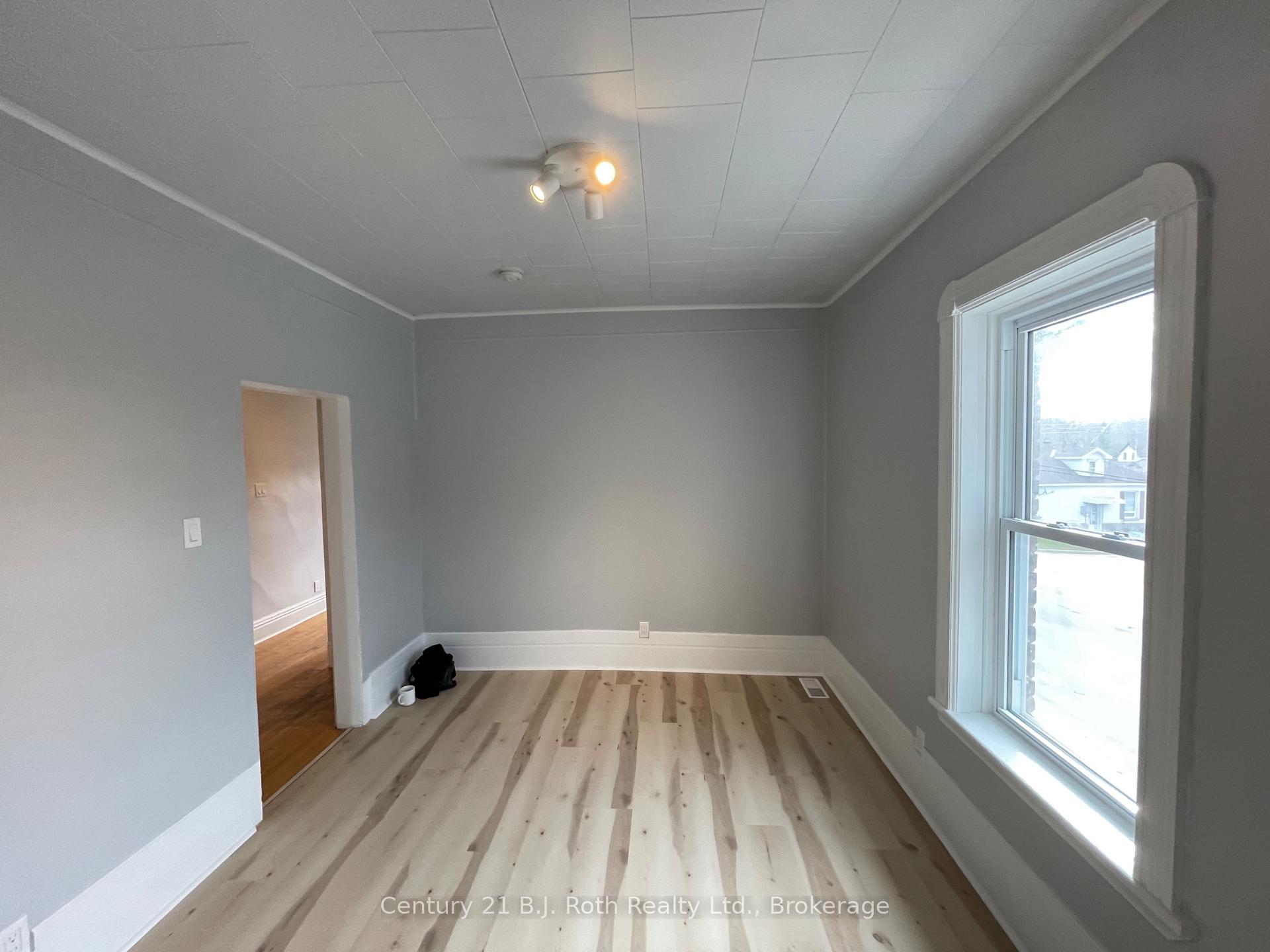 Photo 7 of 442 Midland Avenue, Midland — HOMEH