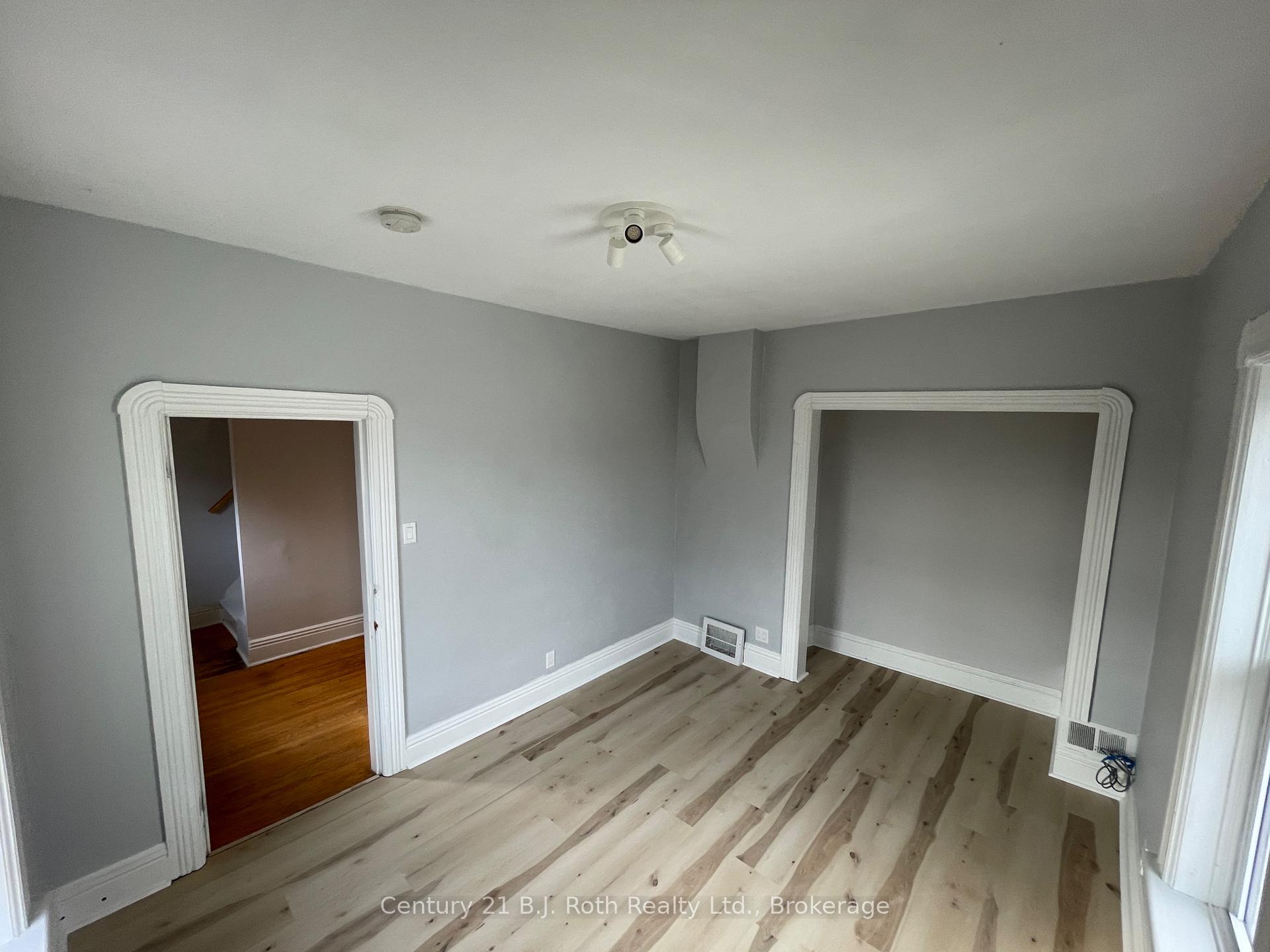 Photo 10 of 442 Midland Avenue, Midland — HOMEH