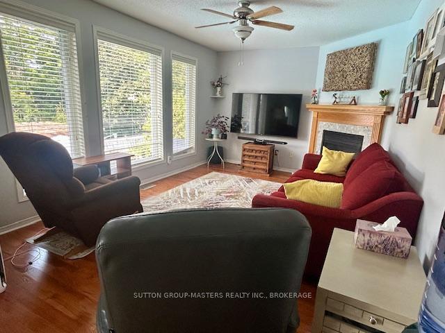 Photo 9 of 1393 Fisher Crescent, Kingston, City Southwest — HOMEH