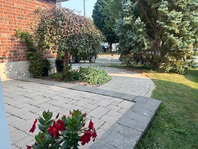 Photo 42 of 1393 Fisher Crescent, Kingston, City Southwest — HOMEH