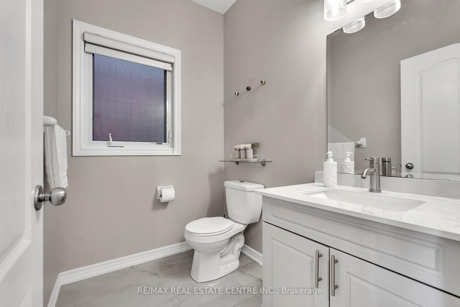 Photo 6 of 48 Isaiah Drive W, Kitchener — HOMEH
